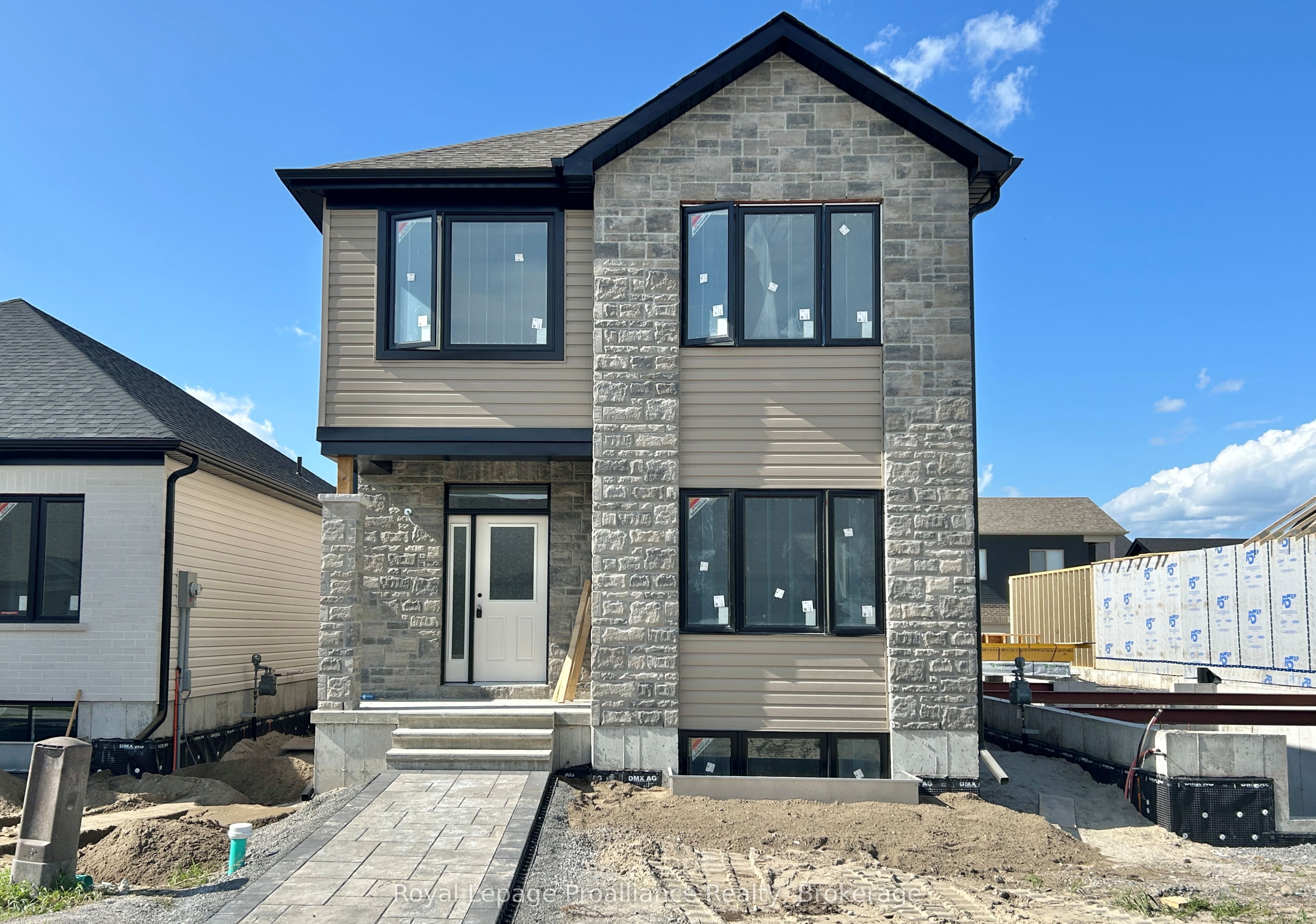 97 Athabaska Drive, Belleville, ON K8N 0T1