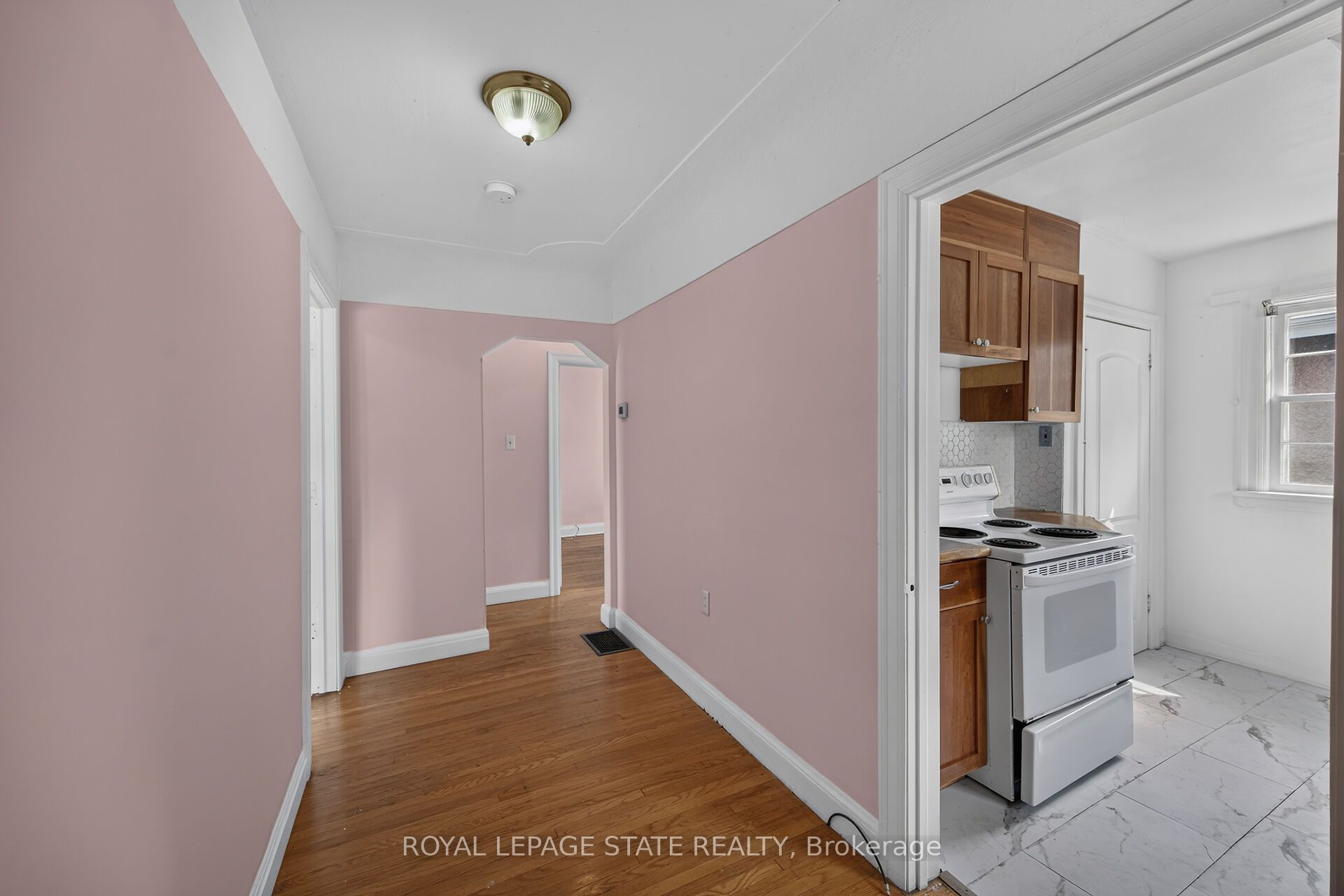 47 Broadway Avenue, Hamilton, ON L8S 2V6 photo 5