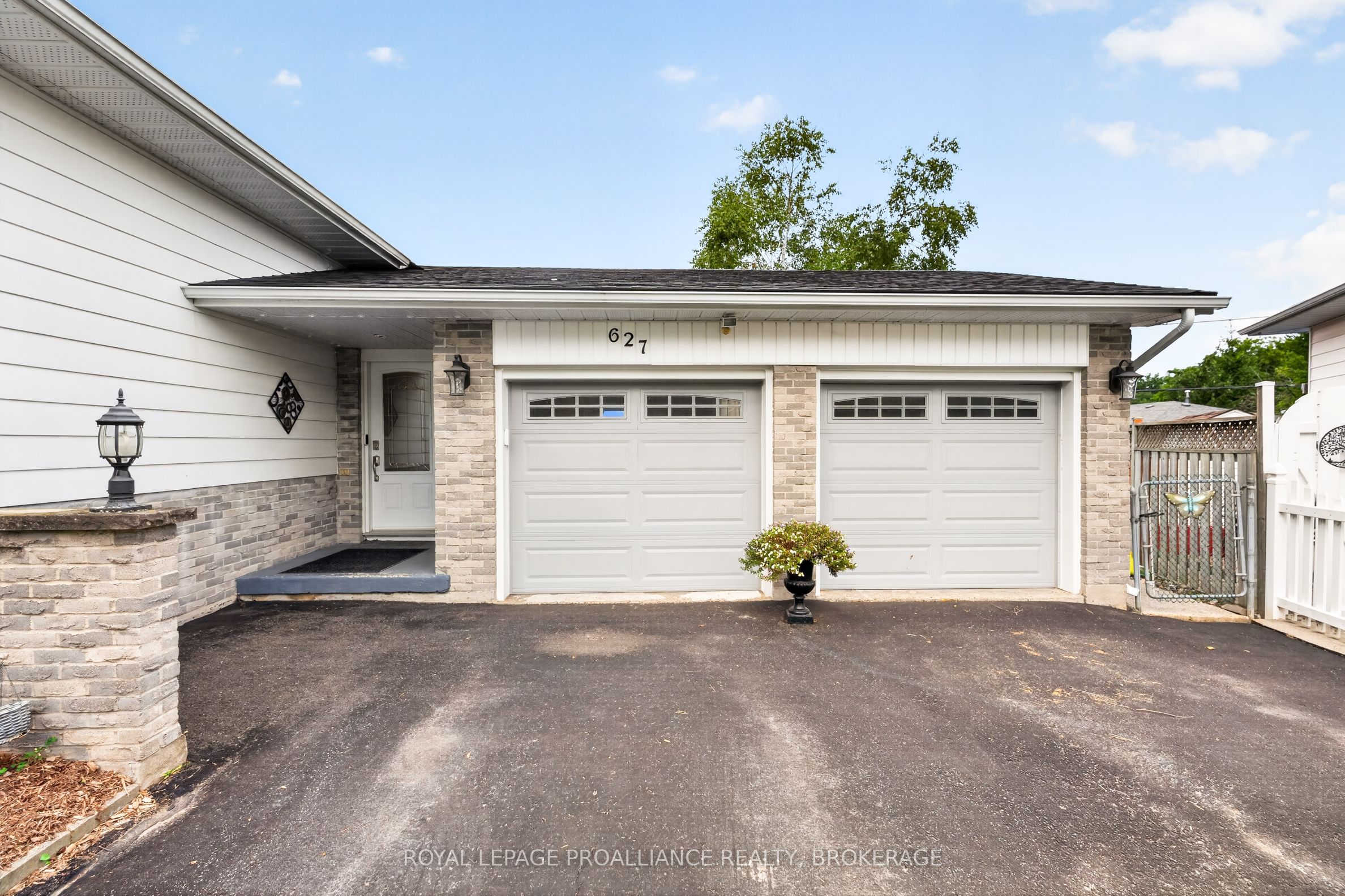 627 Stanford Street, Kingston, ON K7M 6A2 photo 4