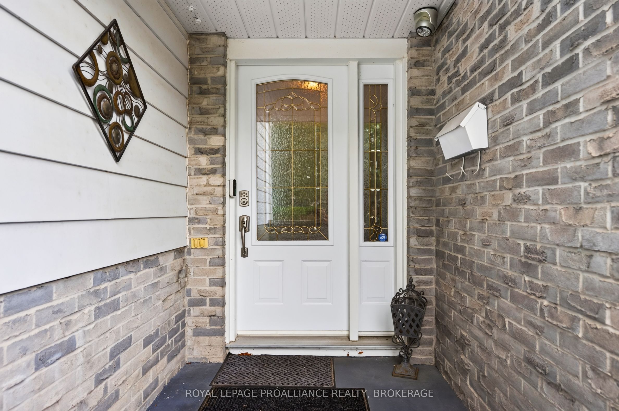 627 Stanford Street, Kingston, ON K7M 6A2 photo 5