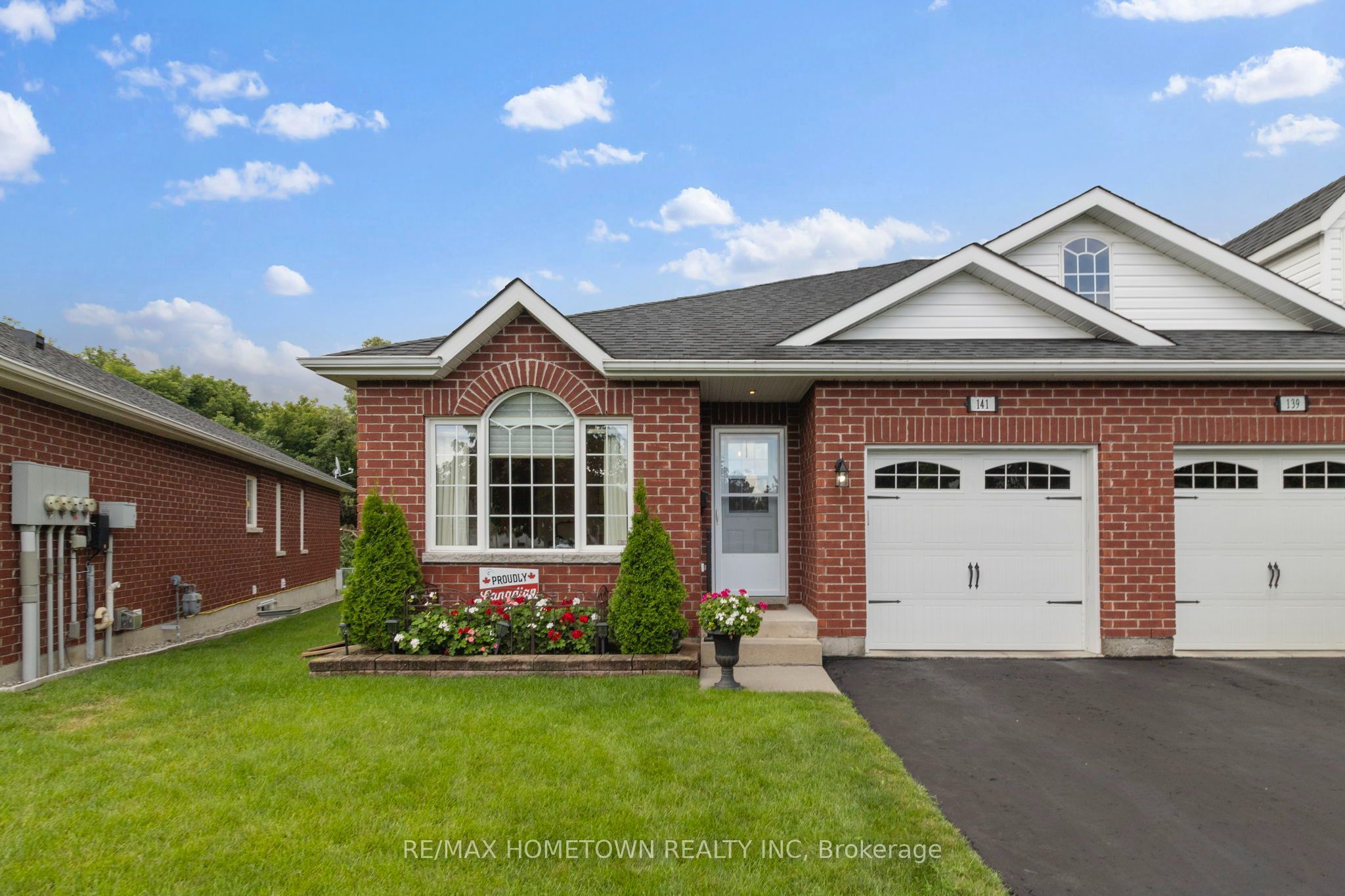 141 Steacy Gardens, Brockville, ON K6V 7A6