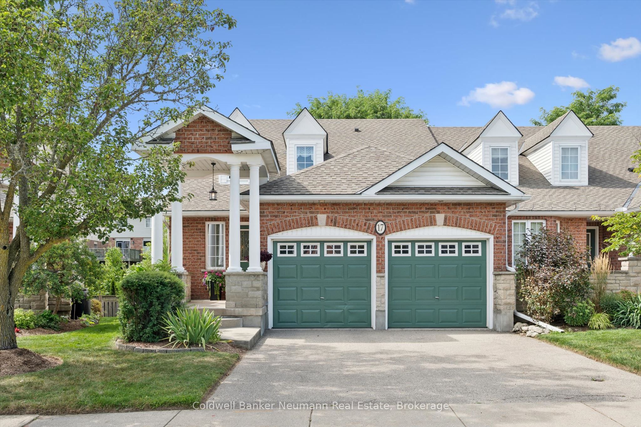 17 Somerset Glen, Guelph, ON N1G 5G1