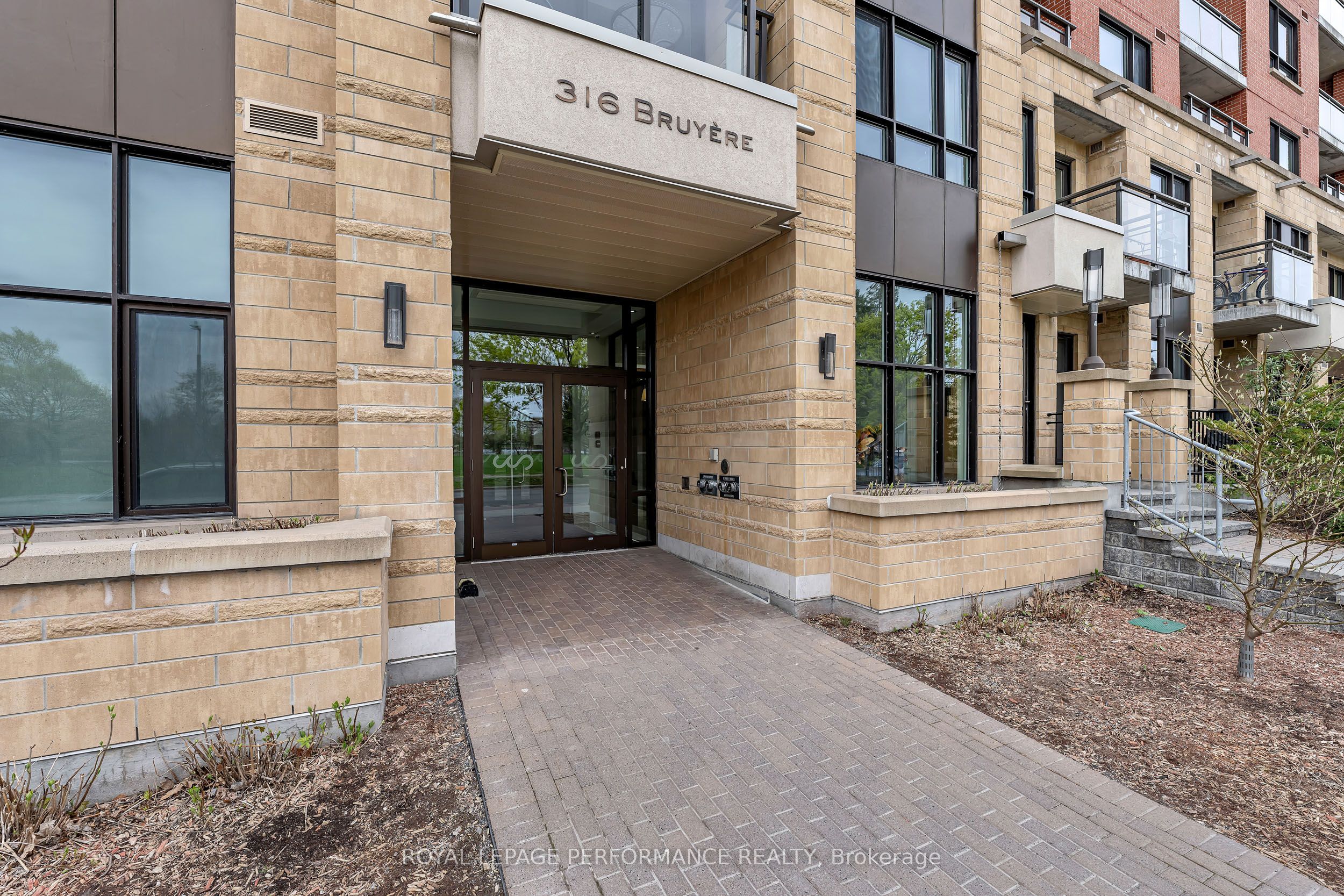 316 Bruyere Street 509, Lower Town - Sandy Hill, ON K1N 0C3 photo 2