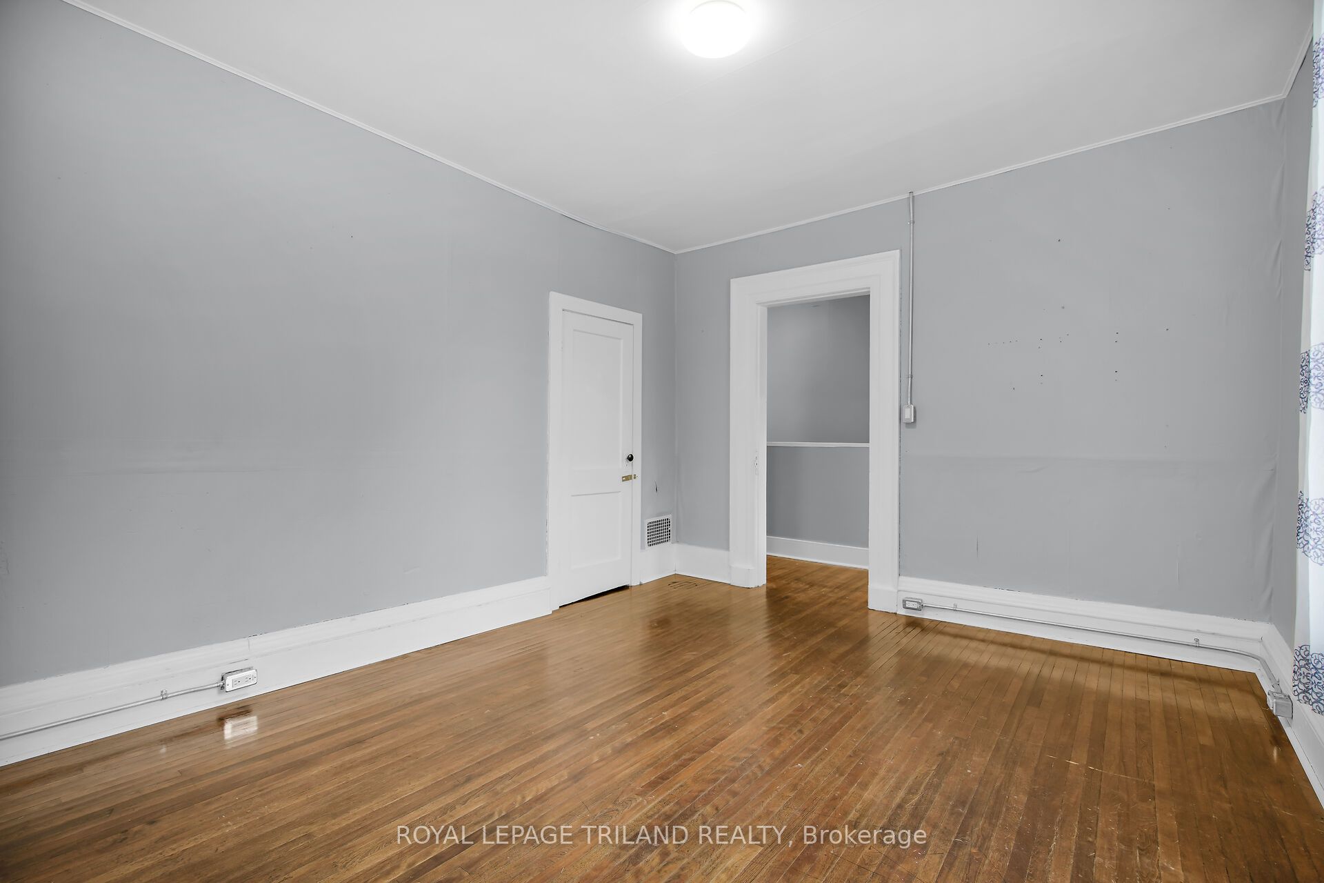 122 Centre Street 2, St. Thomas, ON N5R 2Z9 photo 3