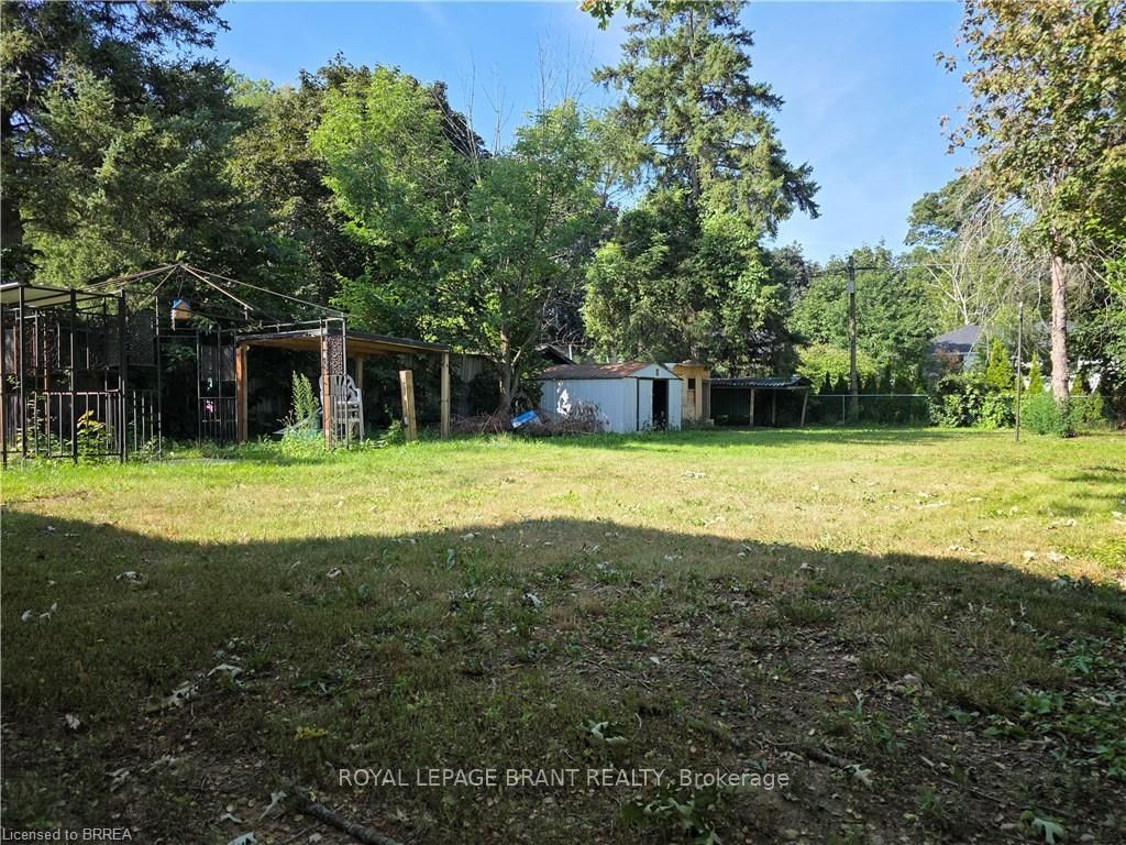32 Forest Road, Brantford, ON N3S 6W2 photo 4