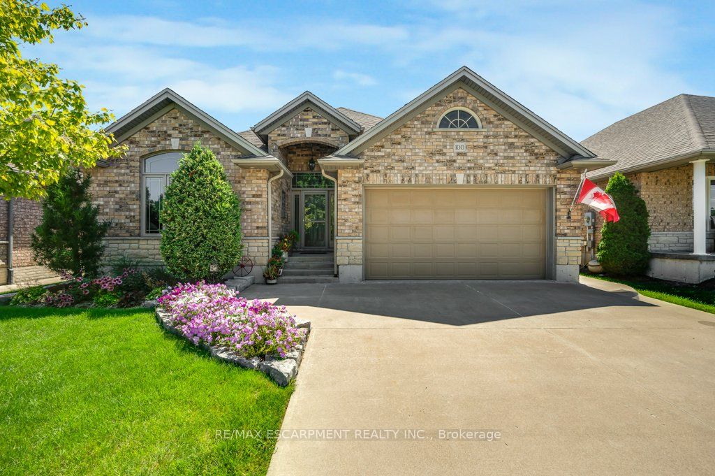 100 Willowdale Crescent, Norfolk, ON N0A 1N5