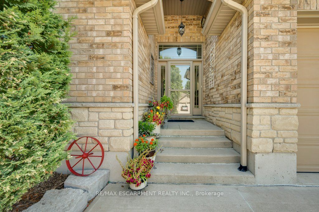 100 Willowdale Crescent, Norfolk, ON N0A 1N5 photo 4