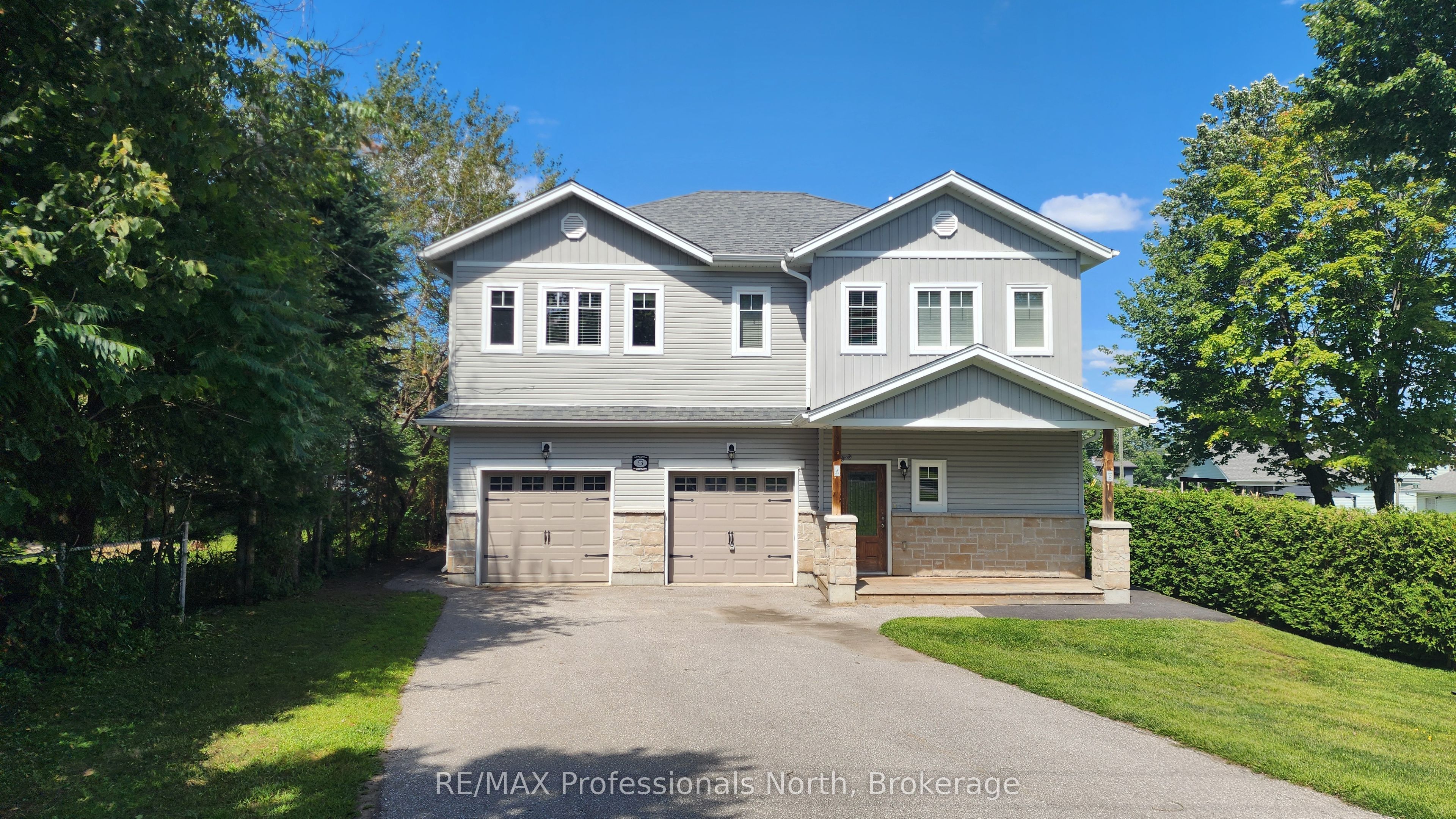 5 Greaves Avenue, Huntsville, ON P1H 1V2