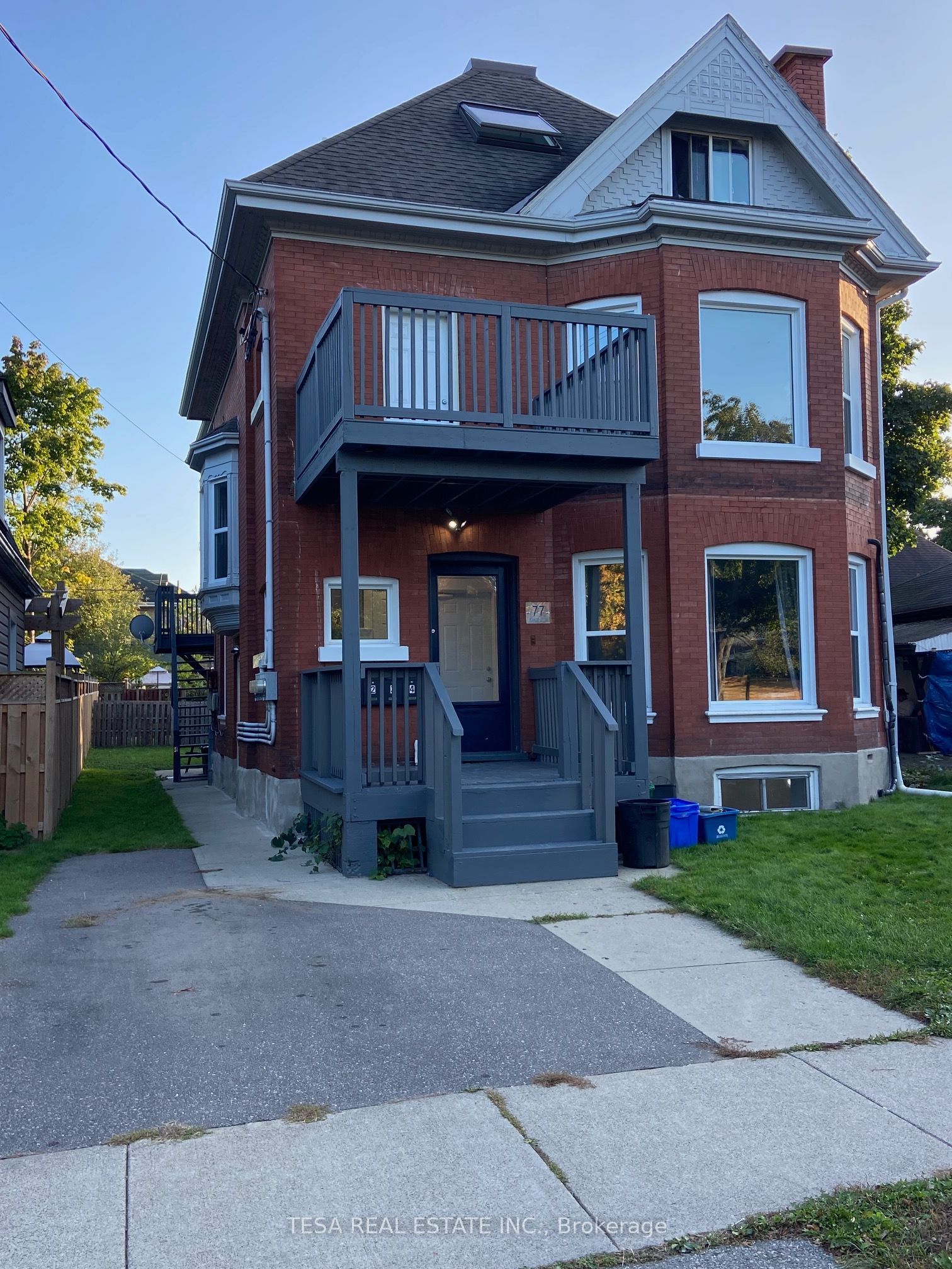 77 East Avenue 2, Brantford, ON N3S 3L6
