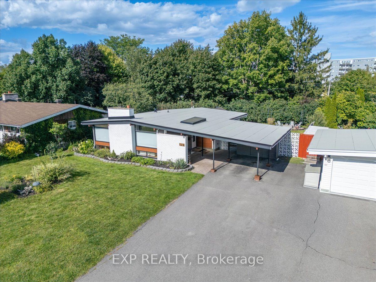 5 Beliveau Street, Cityview - Parkwoods Hills - Rideau Shore, ON K2E 5L2 photo 3