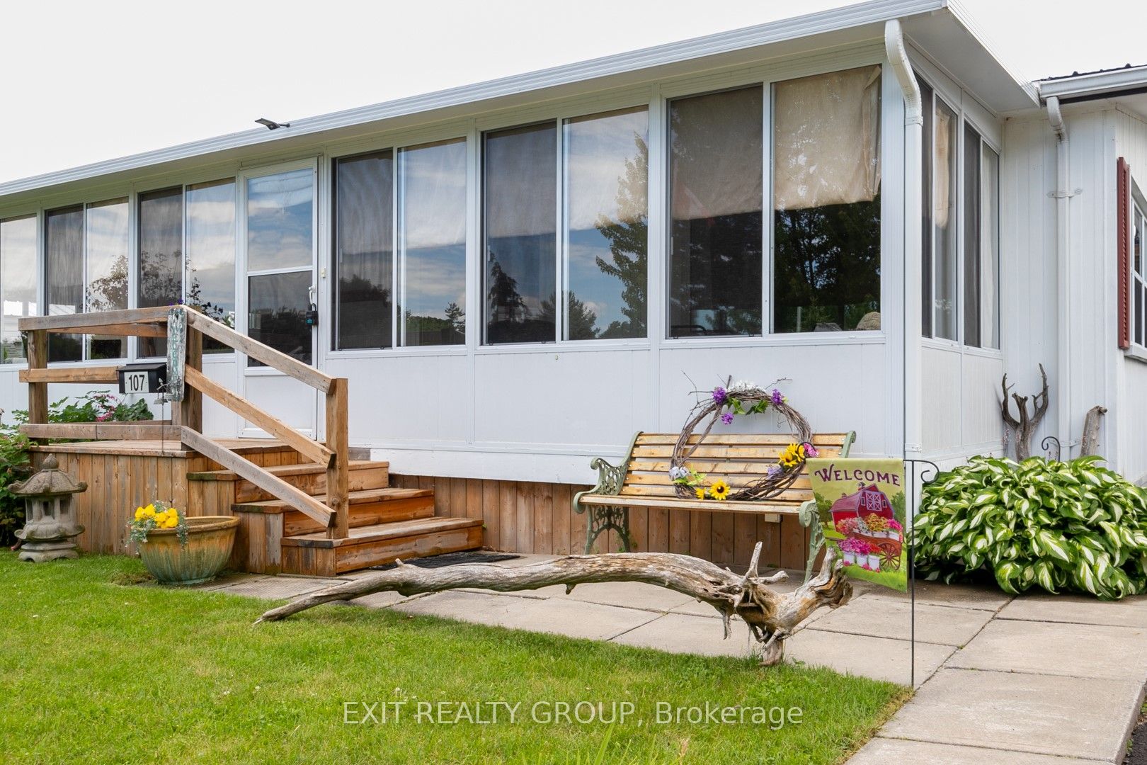 107 Eastview Boulevard, Quinte West, ON K8N 4Z3 photo 3