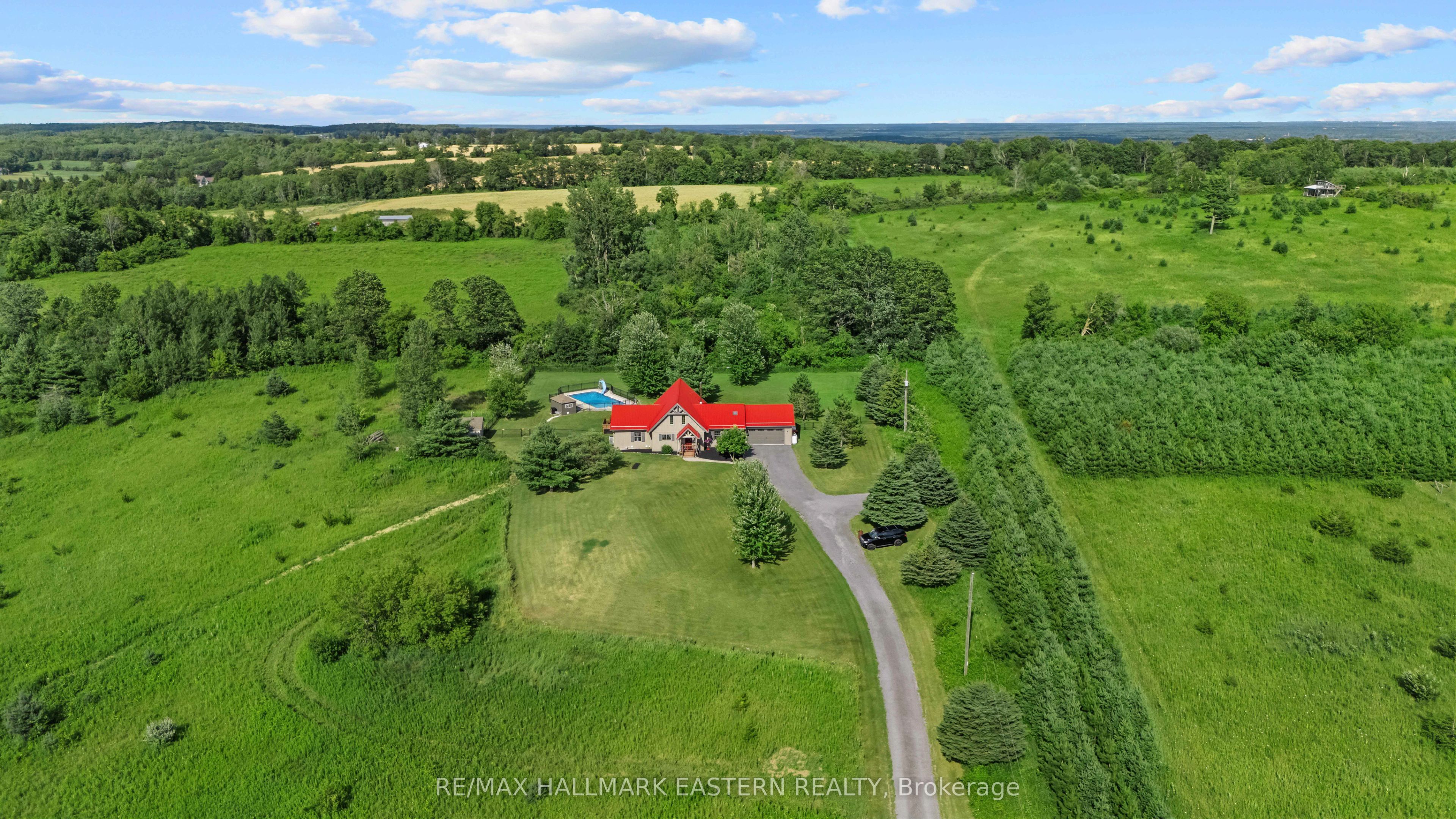 184 Golf Course Road, Quinte West, ON K0K 3E0