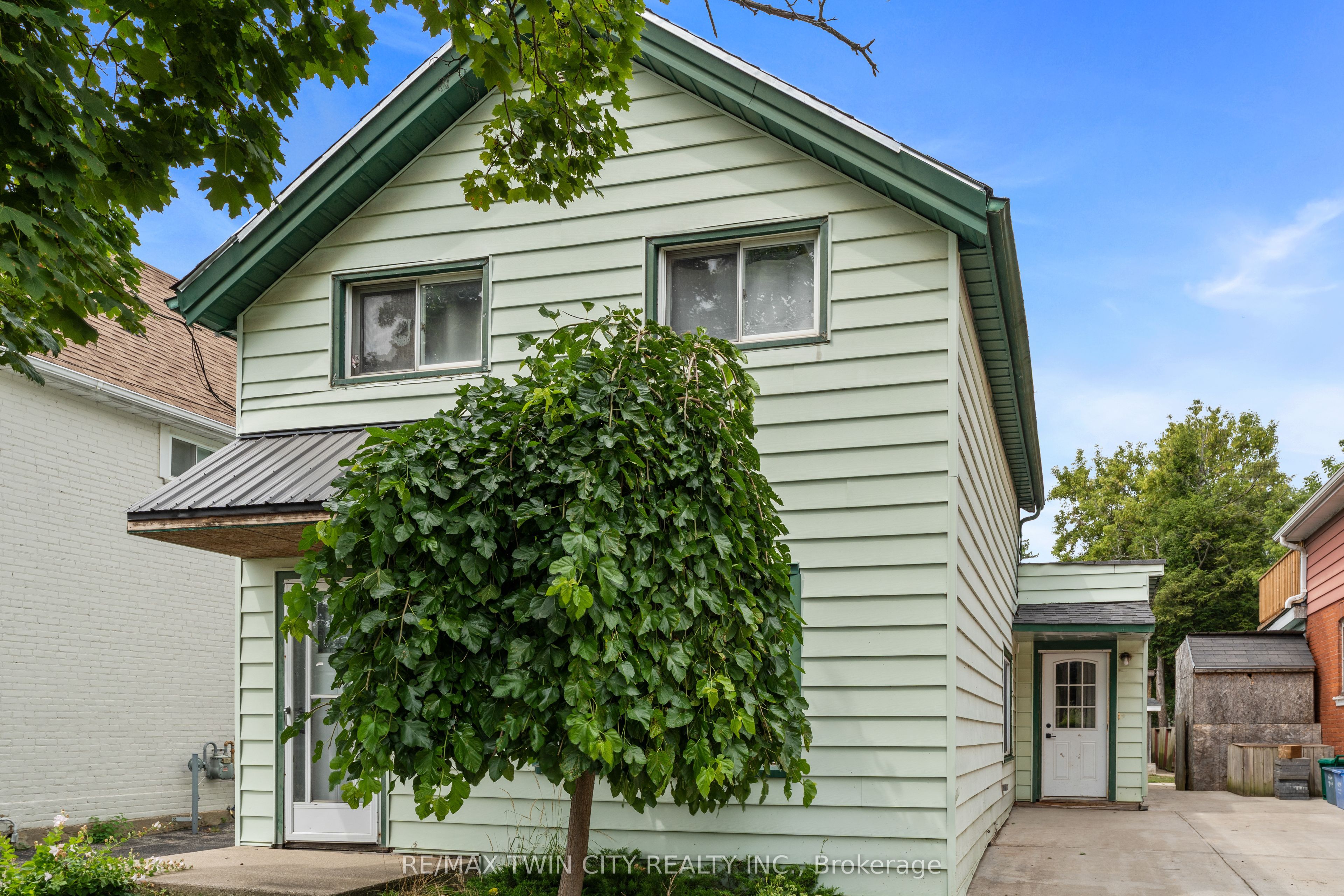 126 Cayuga Street, Brantford, ON N3S 1X4 photo 4