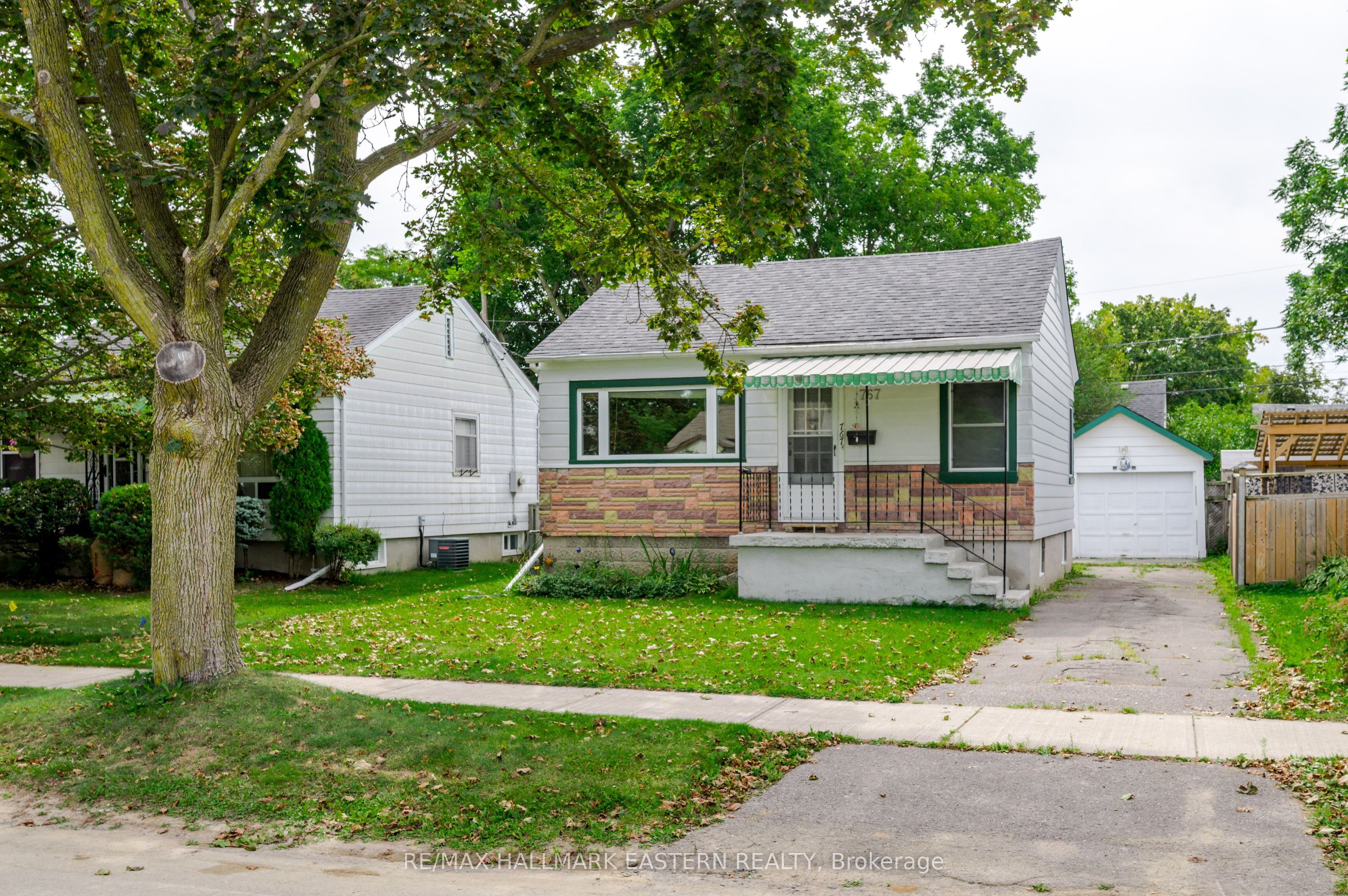 767 Duffus Street, Peterborough, ON K9J 4K3