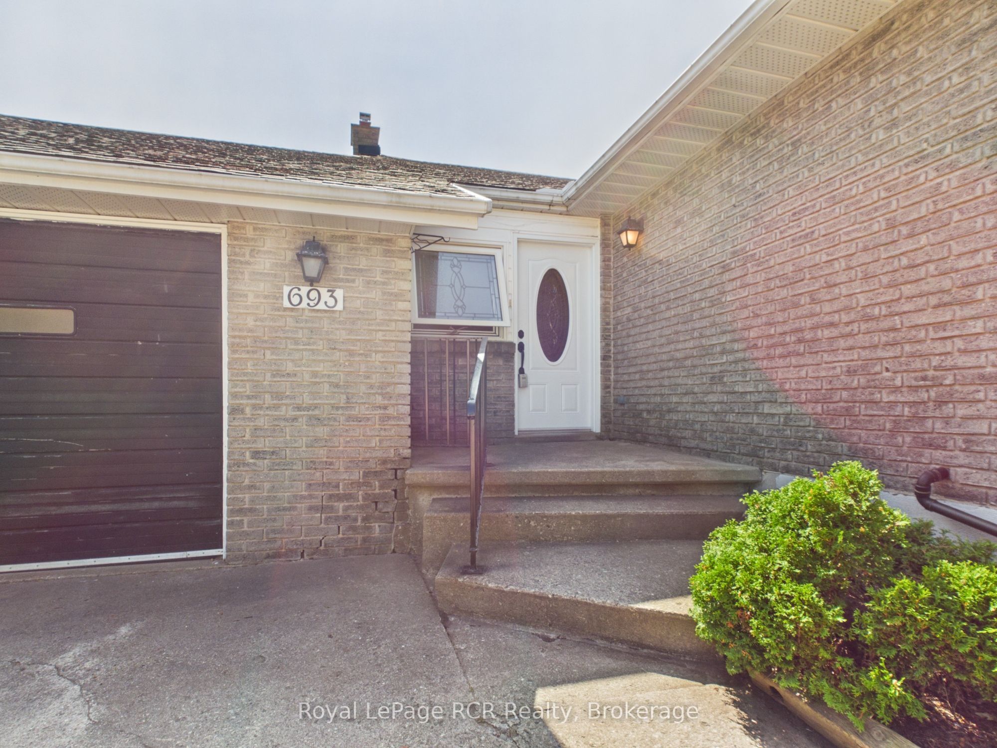 693 Macyoung Drive, Kincardine, ON N2Z 1T1 photo 2