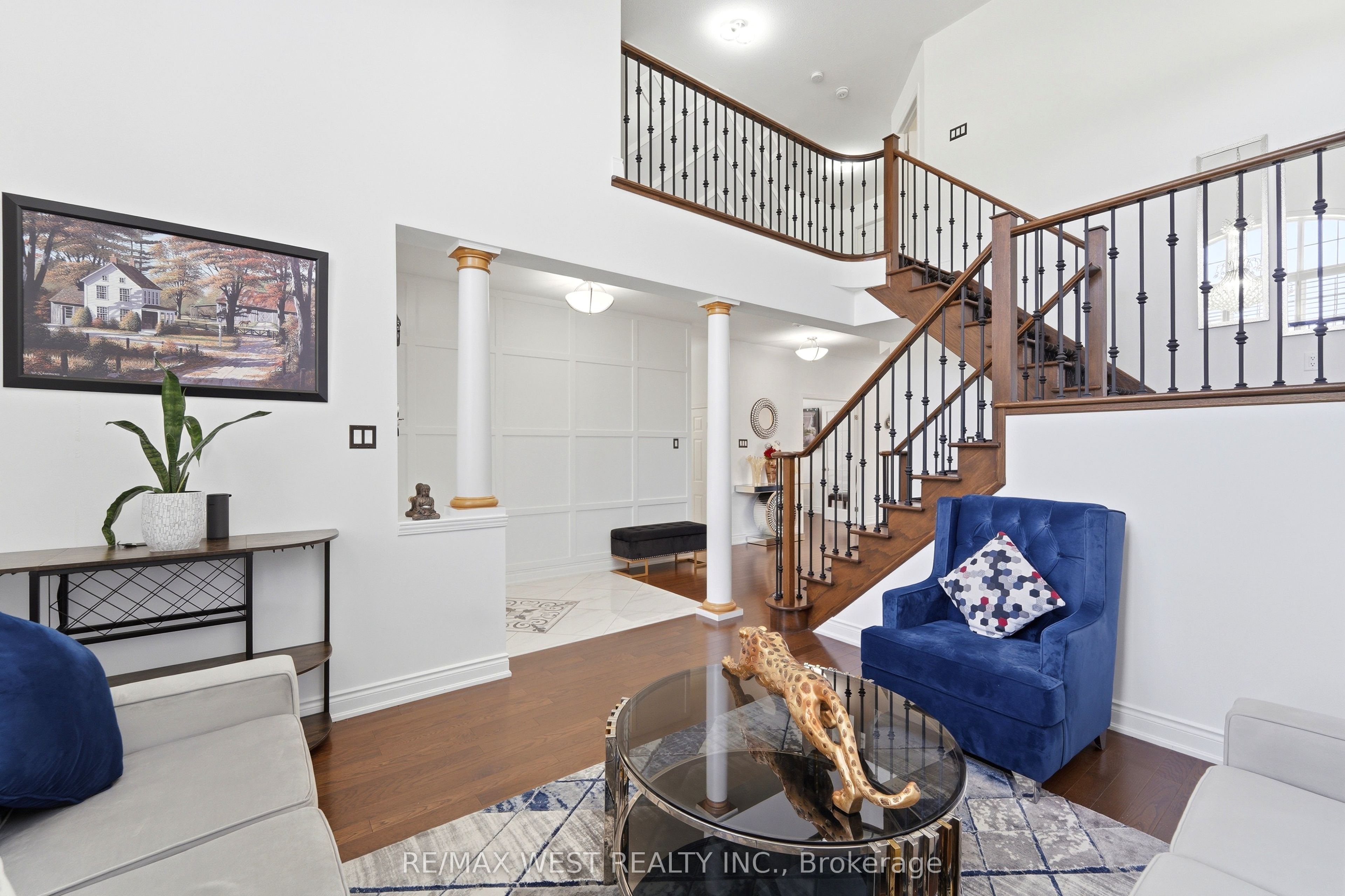 356 Robert Ferrie Drive, Kitchener, ON N2P 2Y6 photo 2