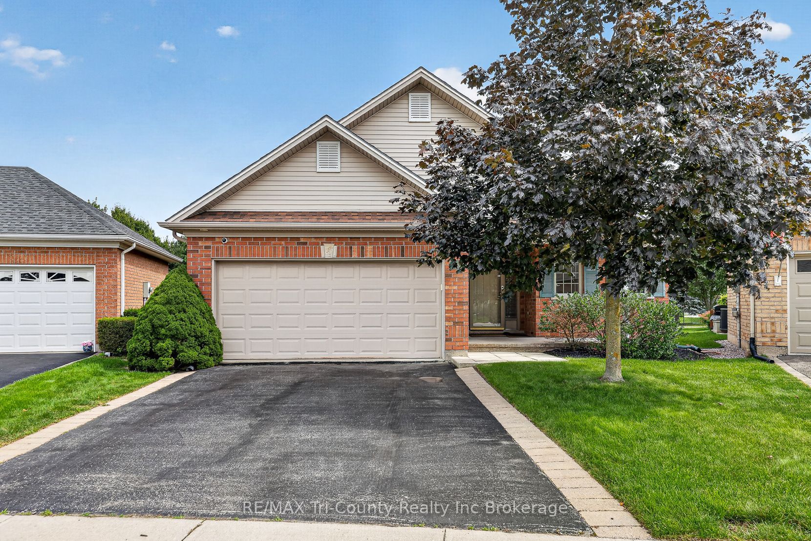 126 Weston Drive, Tillsonburg, ON N4G 5X1 photo 2