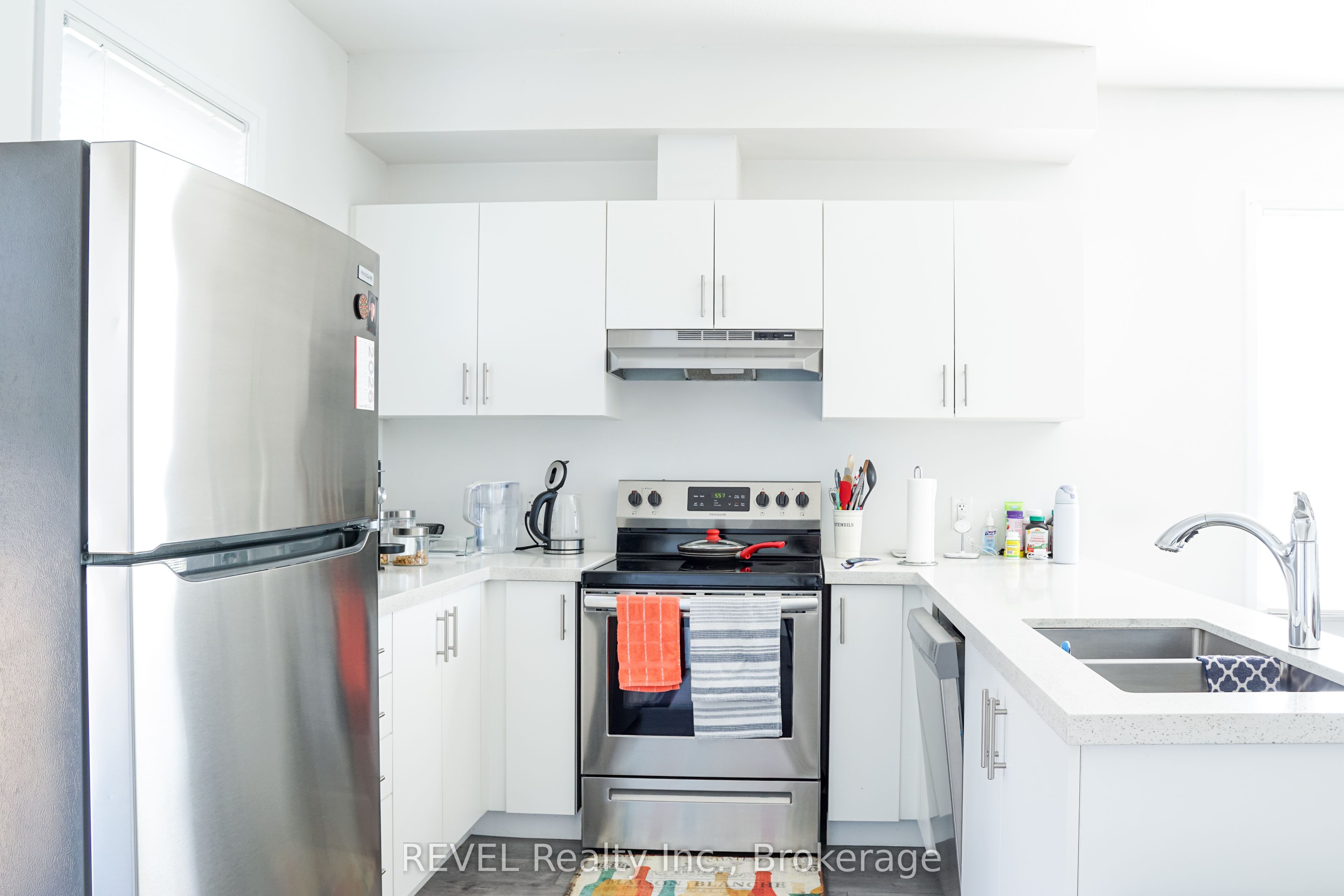 6705 Cropp Street 111, Niagara Falls, ON L2E 0C1 photo 5