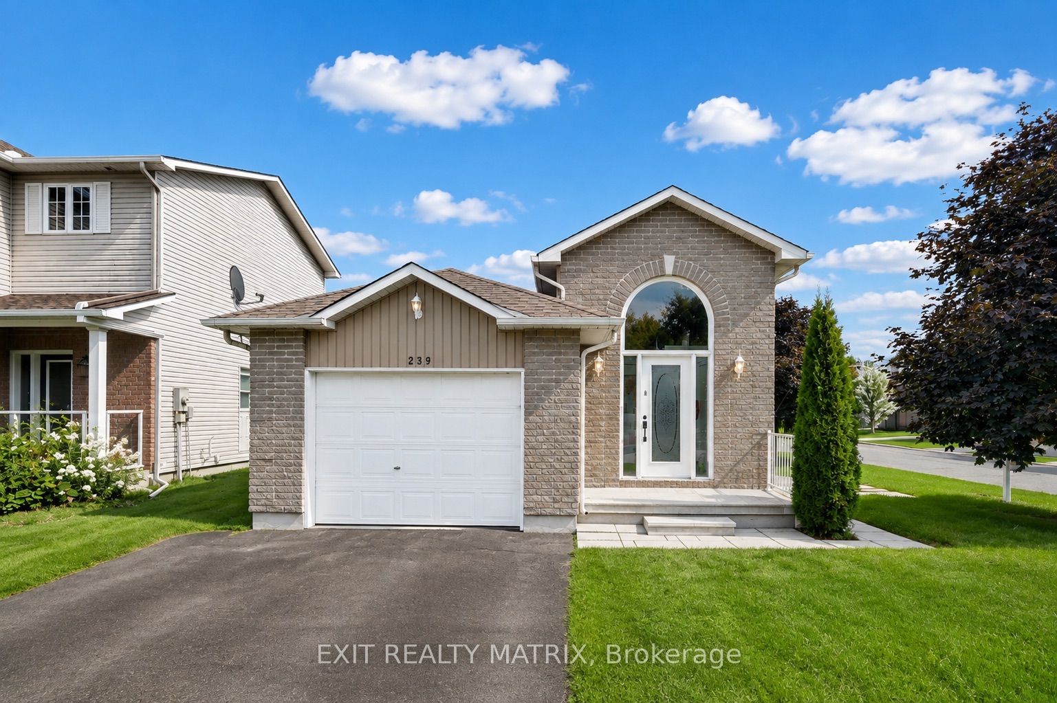 239 Stiver Street, Russell, ON K4R 1G9