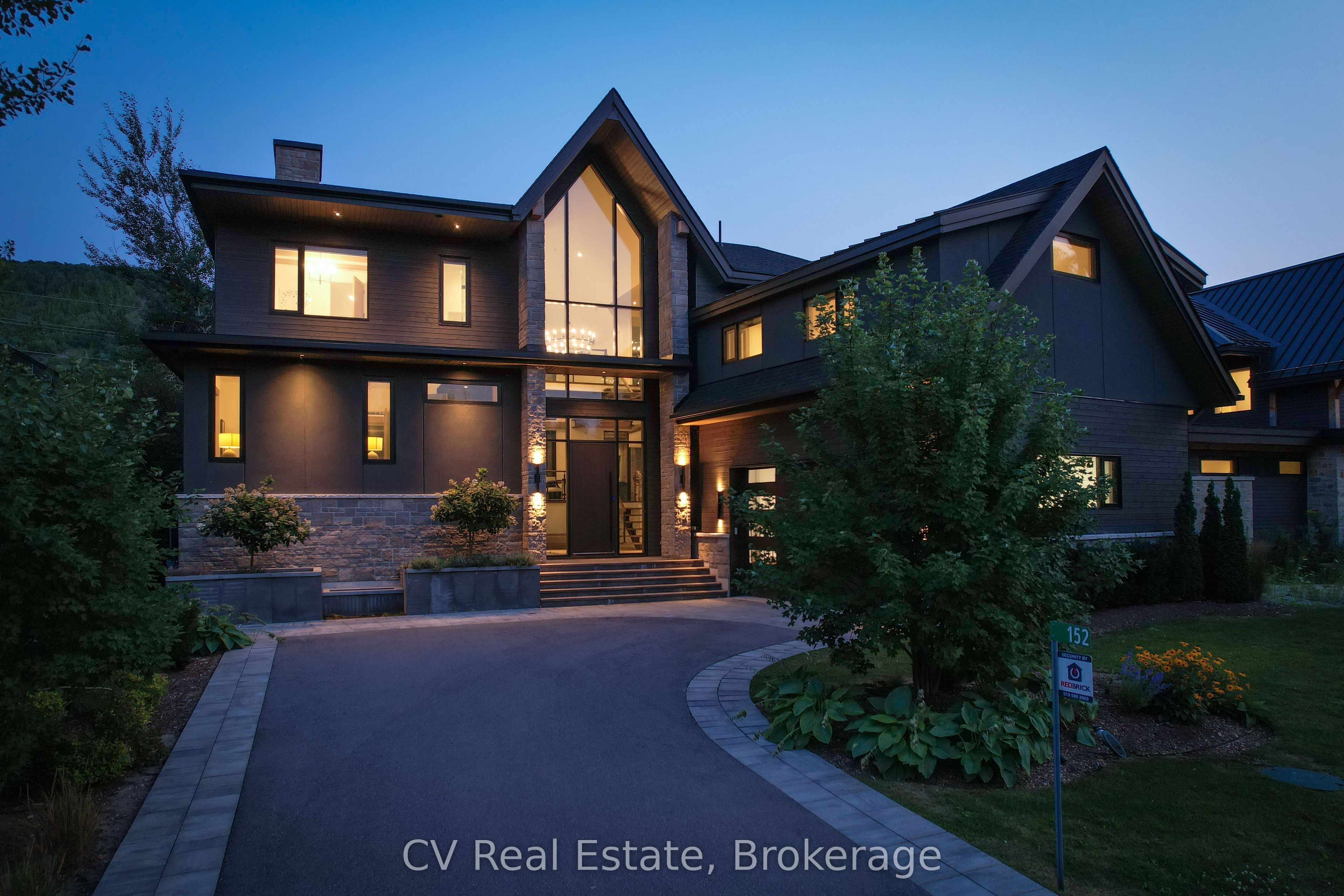 152 Delphi Lane, Blue Mountains, ON N0H 1J0 photo 2