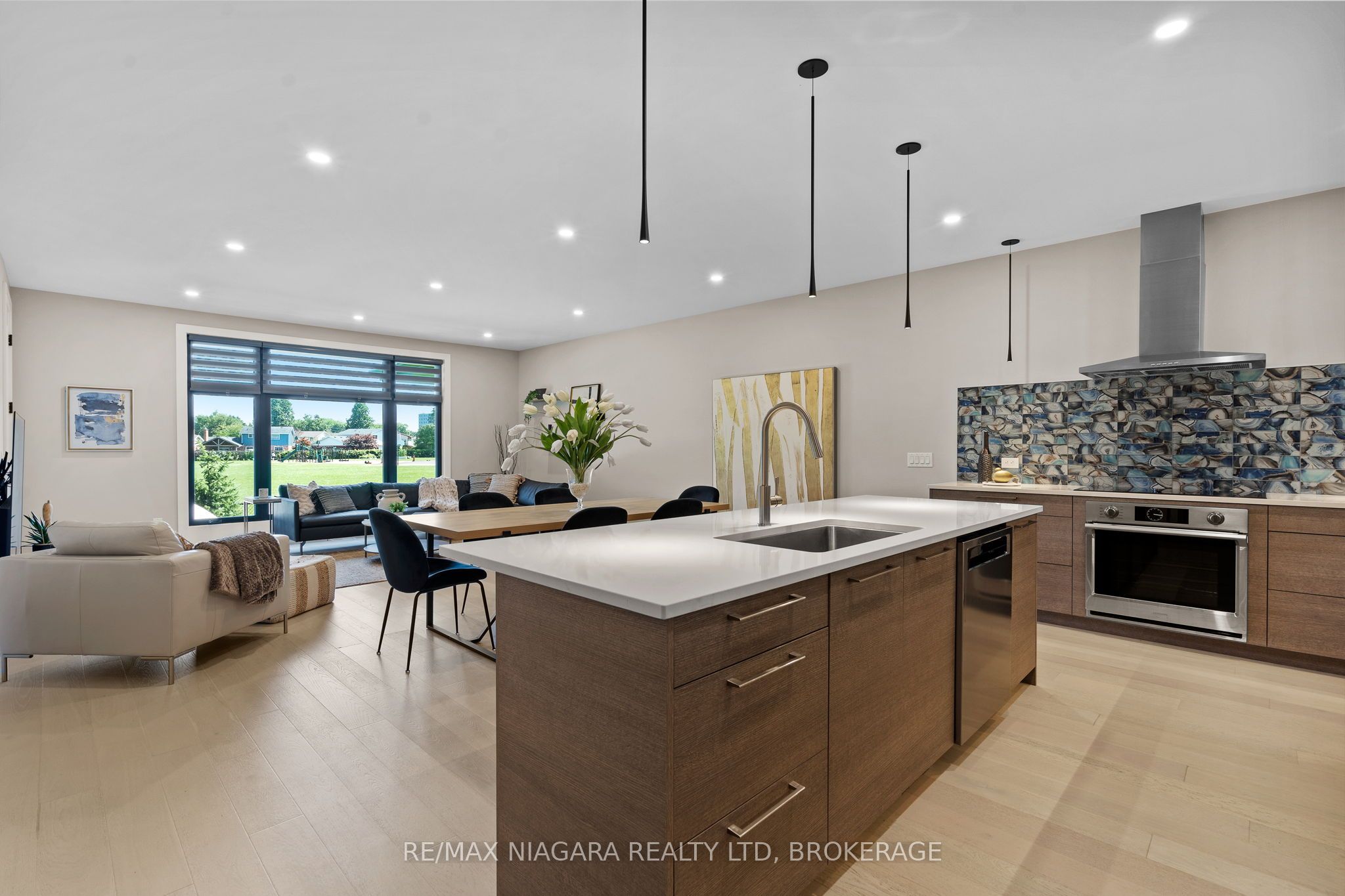37 PEACH TREE Common, St. Catharines, ON L2N 0B6 photo 4
