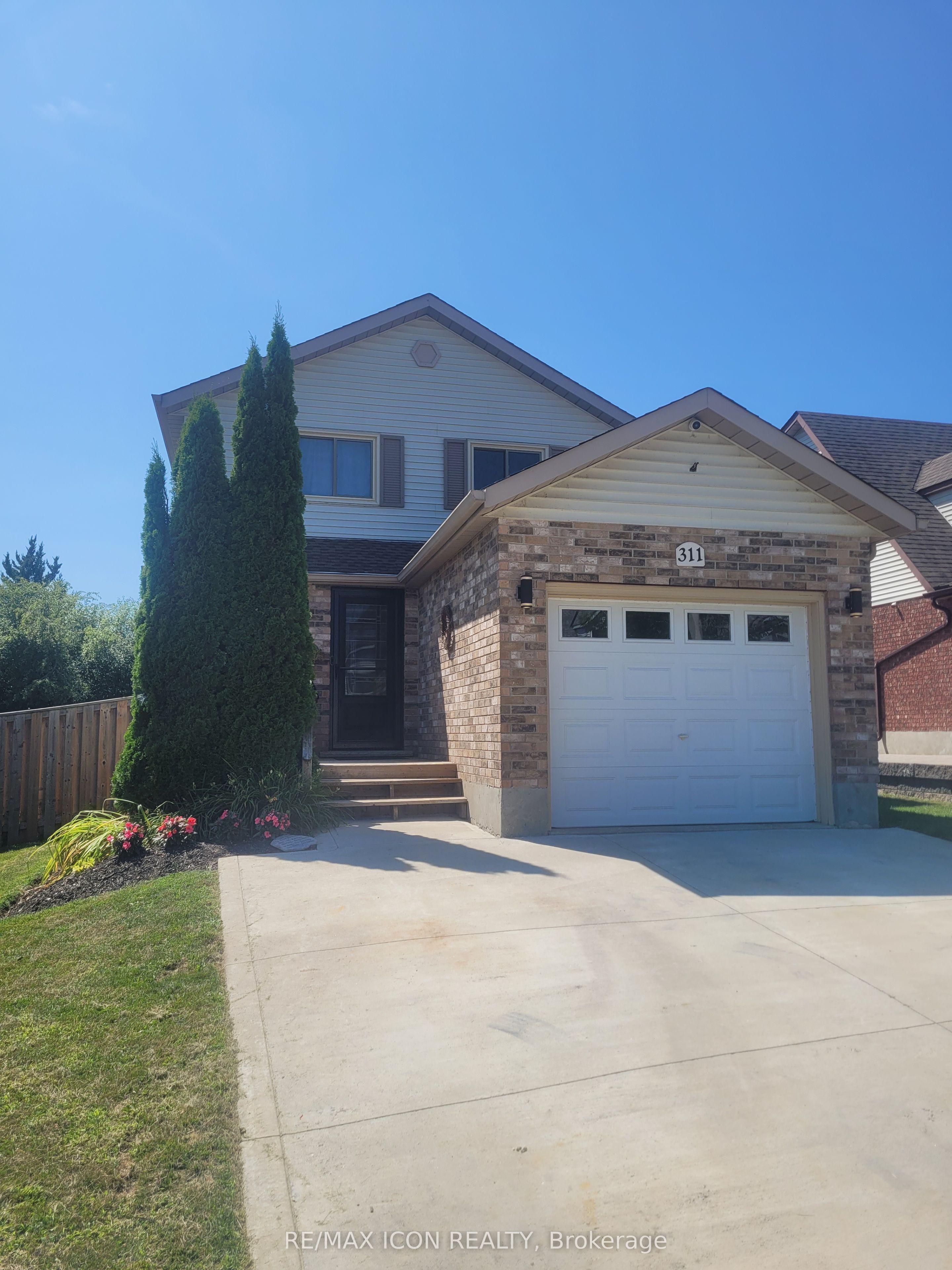 311 Misty Crescent, Kitchener, ON N2B 3V4
