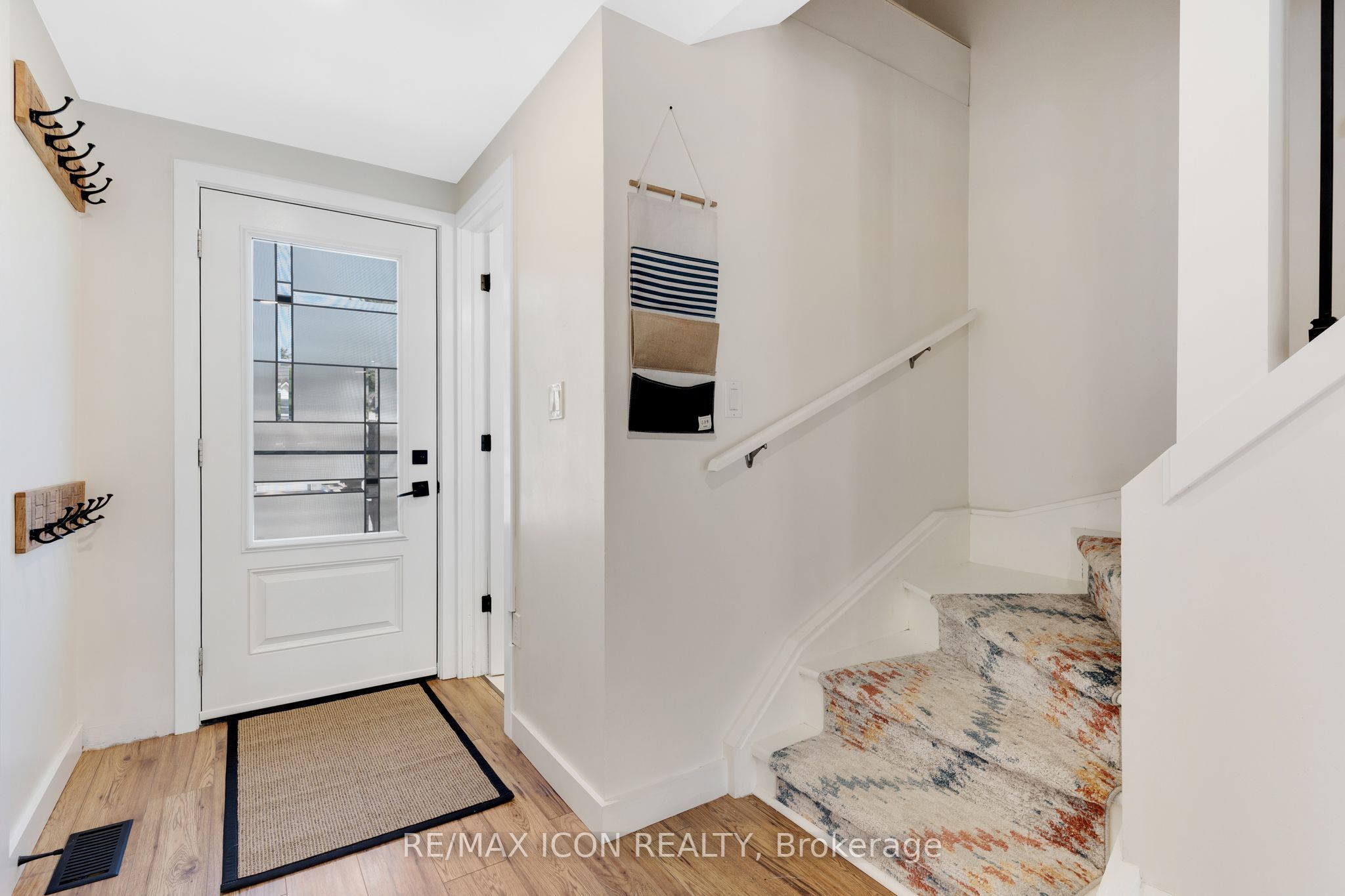 311 Misty Crescent, Kitchener, ON N2B 3V4 photo 5