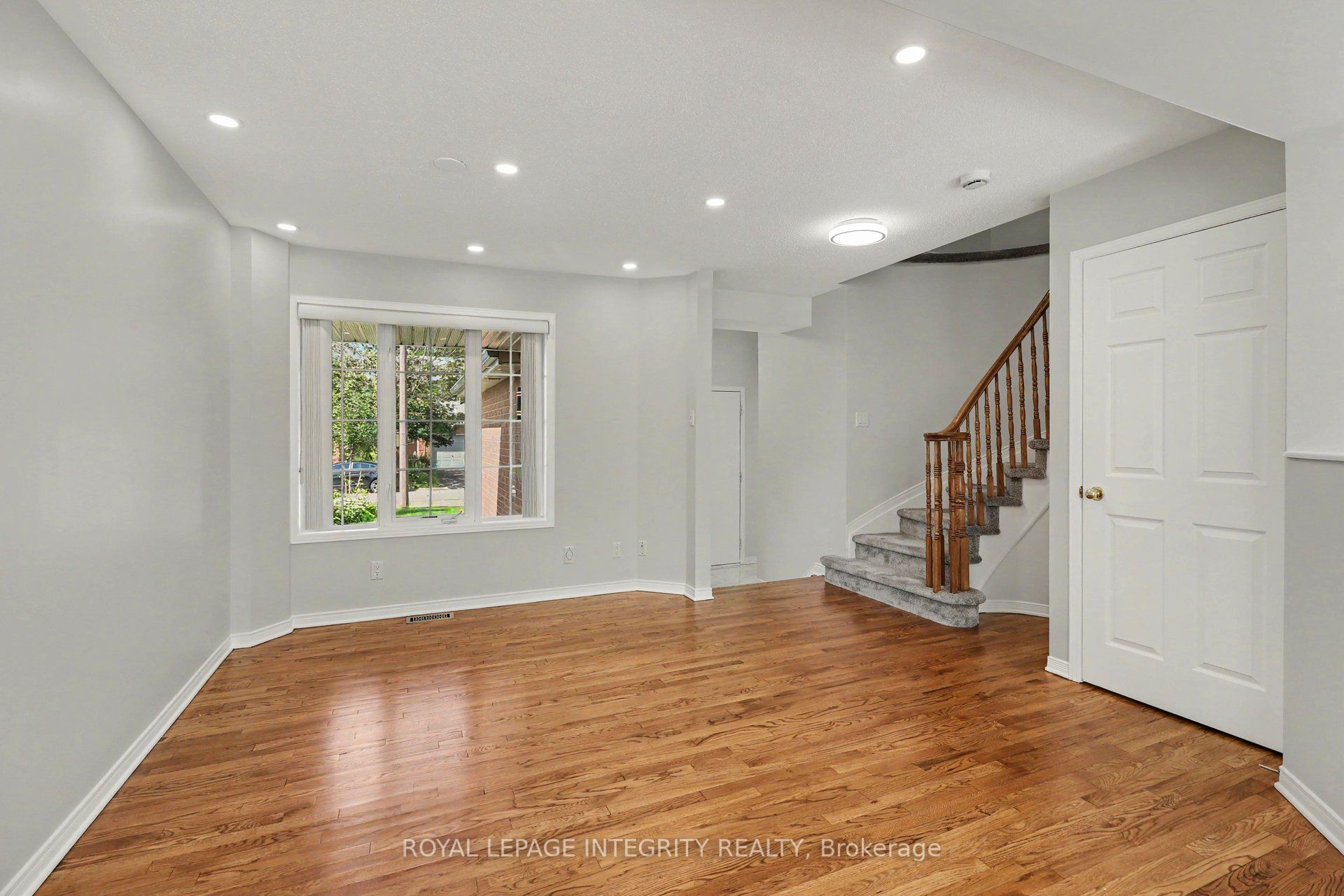 15 Angus Drive, Kanata, ON K2L 4E6 photo 5