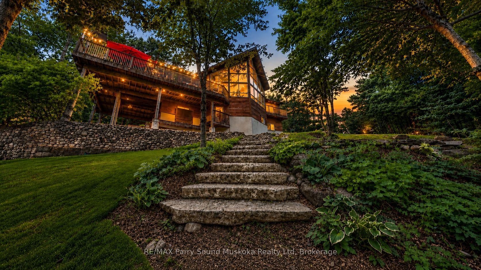31 Lyndsey Lane, McKellar, ON P2A 0B5
