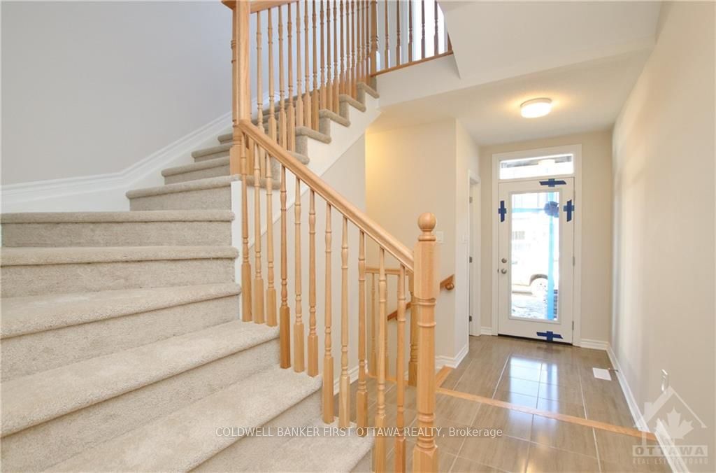 236 ATIMA Circle, Barrhaven, ON K2J 6T3 photo 5