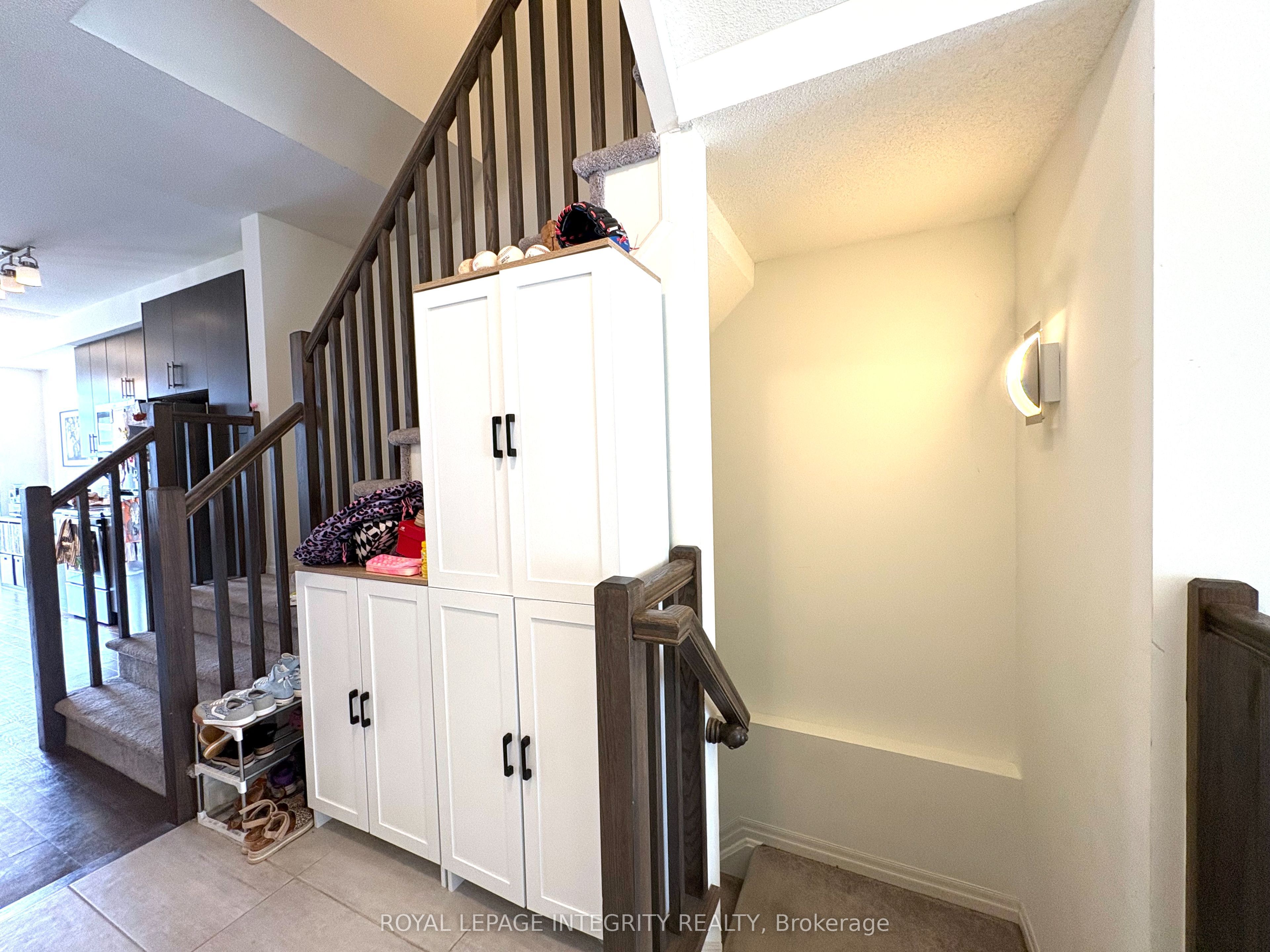 148 Overberg Way, Kanata, ON K2S 0V8 photo 4