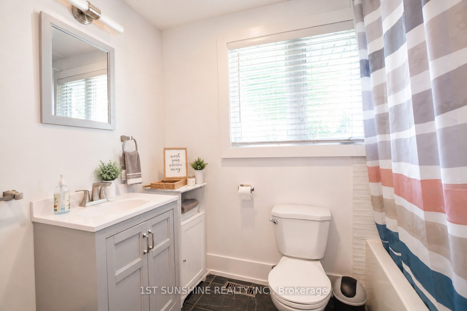 694 Upper Ottawa Street, Hamilton, ON L8T 3T6 photo 5