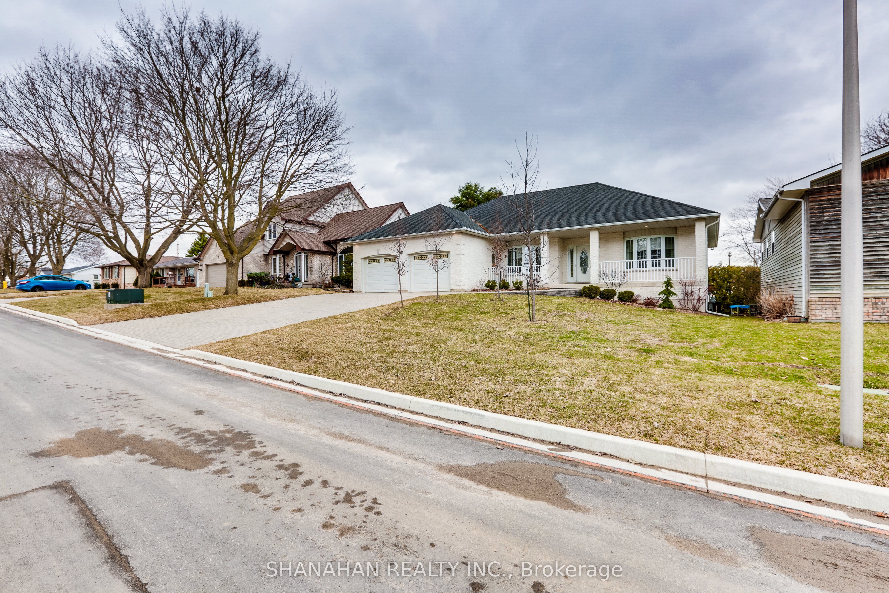 41 Sunset Avenue, Warwick, ON N0M 2S0 photo 2
