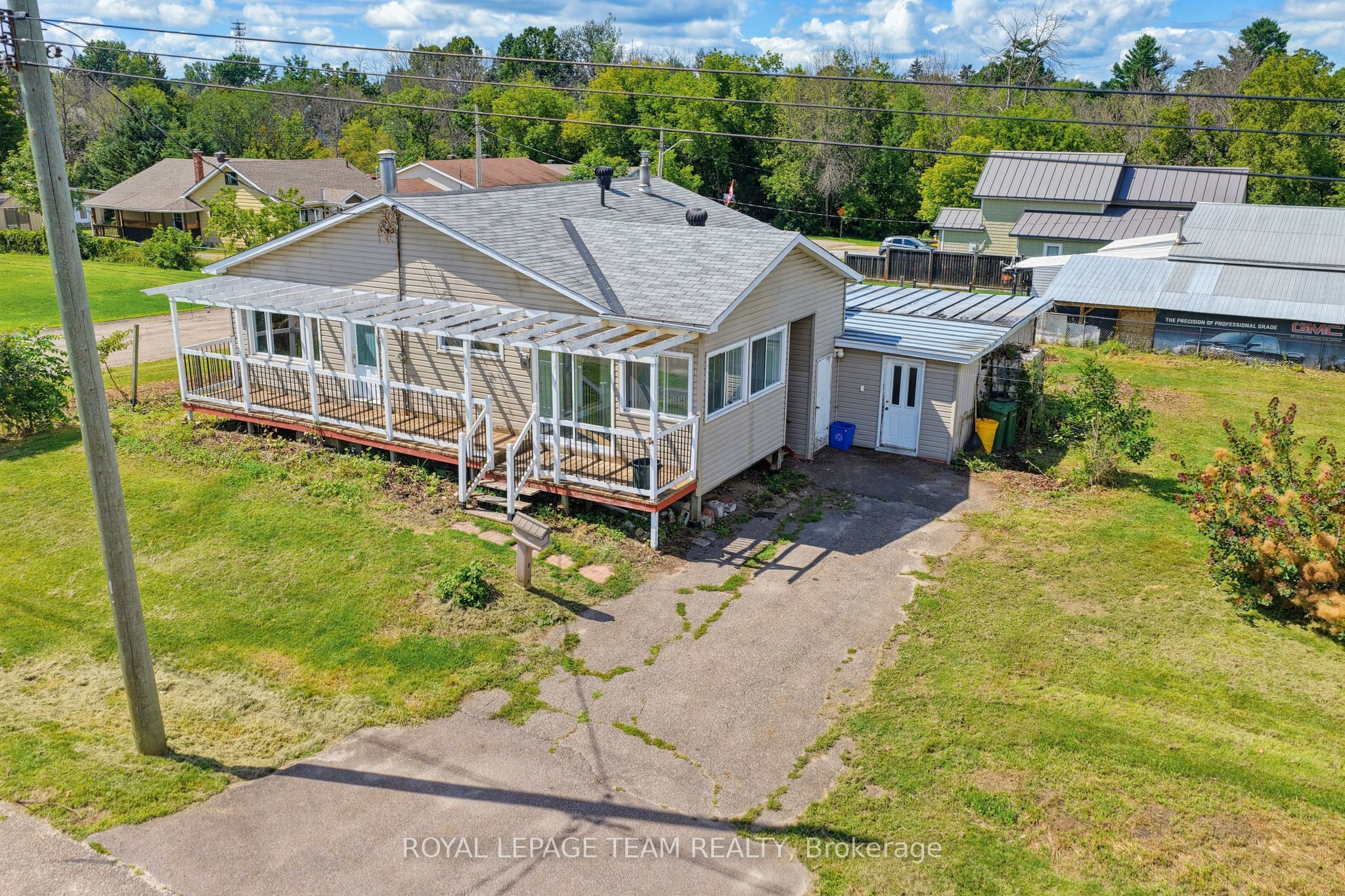 550 Giroux Street, Pembroke, ON K8A 4G5 photo 4
