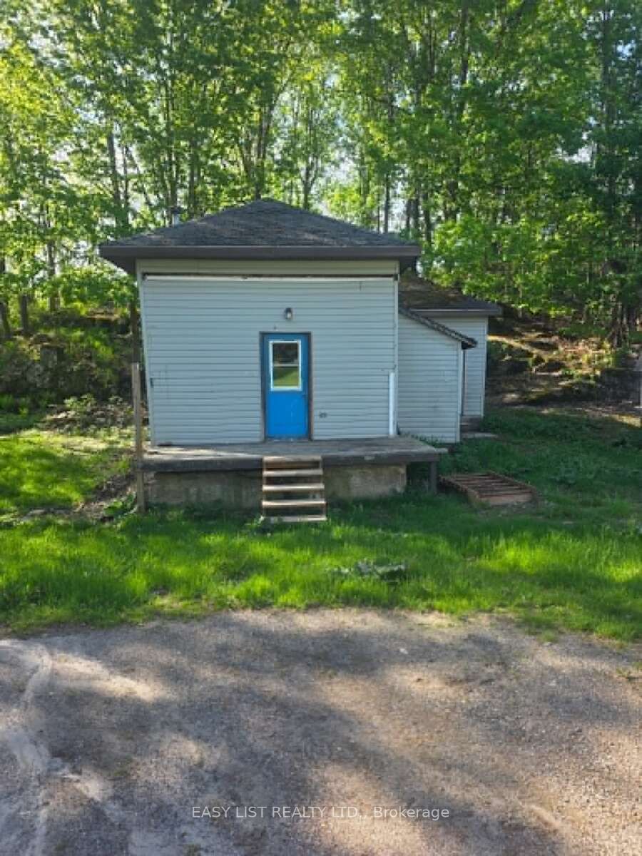 19 Queen Street, Rideau Lakes, ON K0E 1N0 photo 4