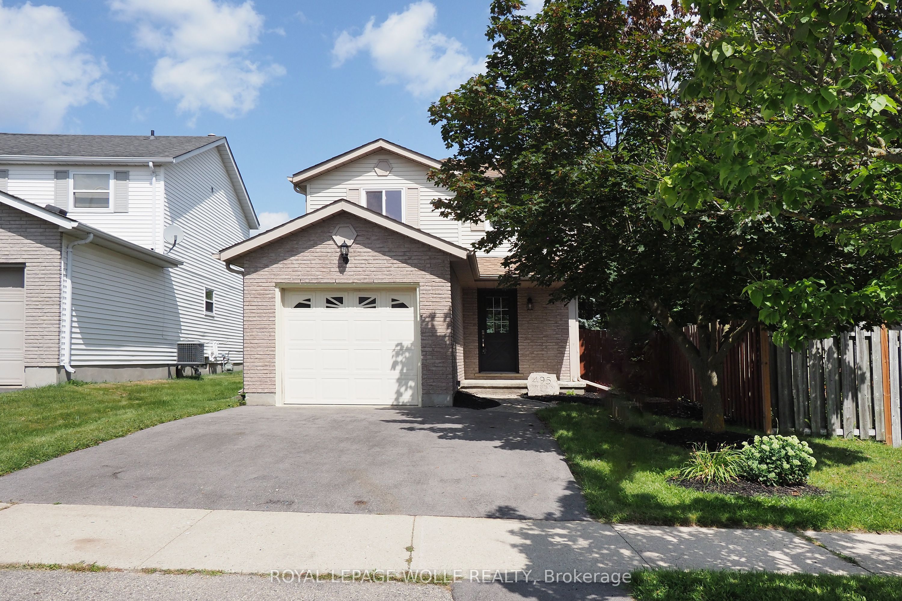 495 Misty Crescent, Kitchener, ON N2B 3V6 photo 2