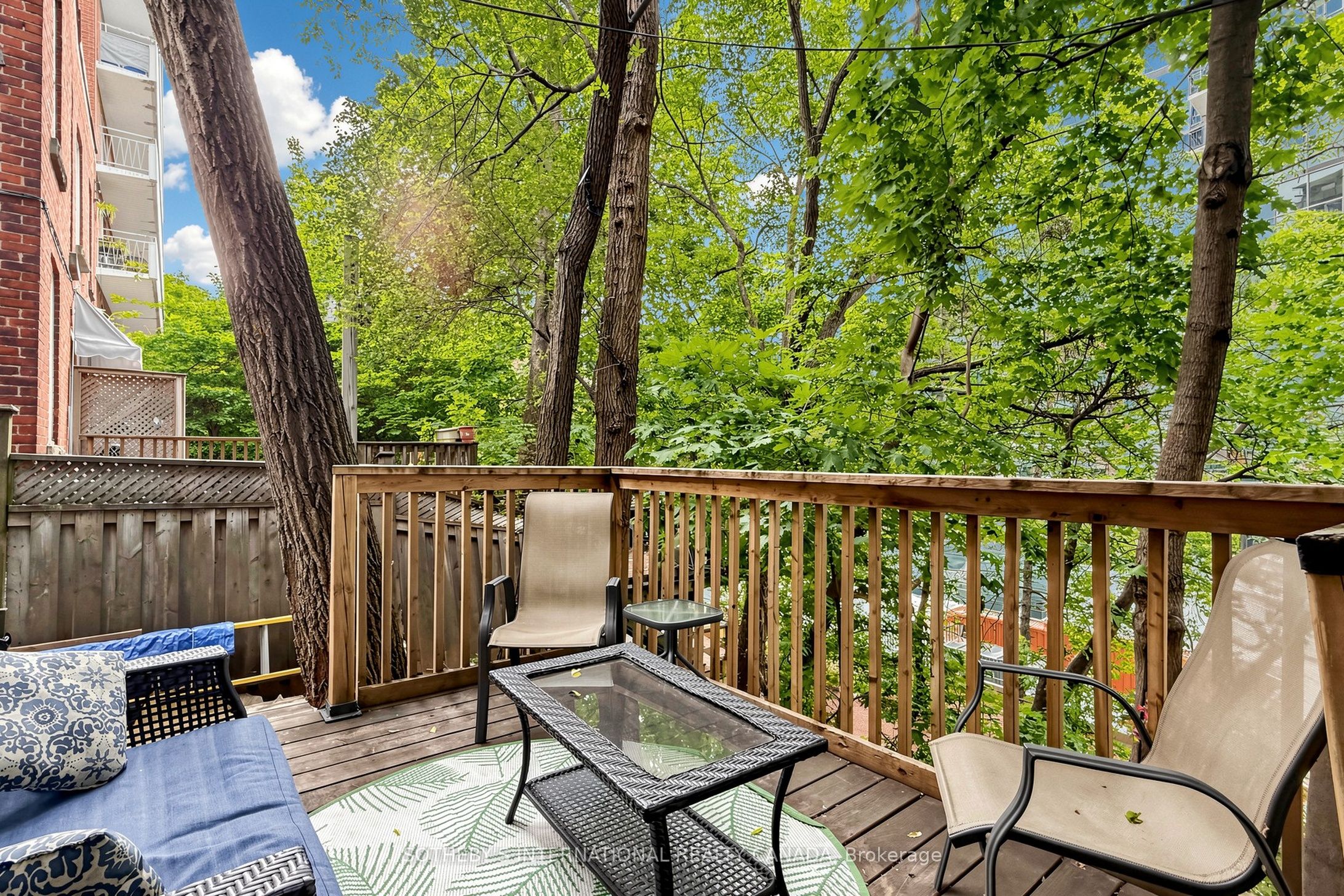 24 Patrick Street, Hamilton, ON L8N 1Z5 photo 3