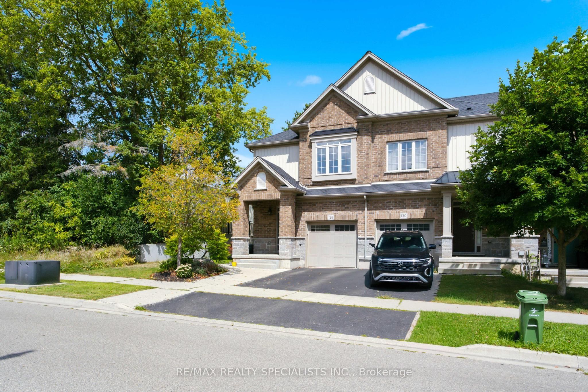 128 LAW Drive, Guelph, ON N1E 0M2