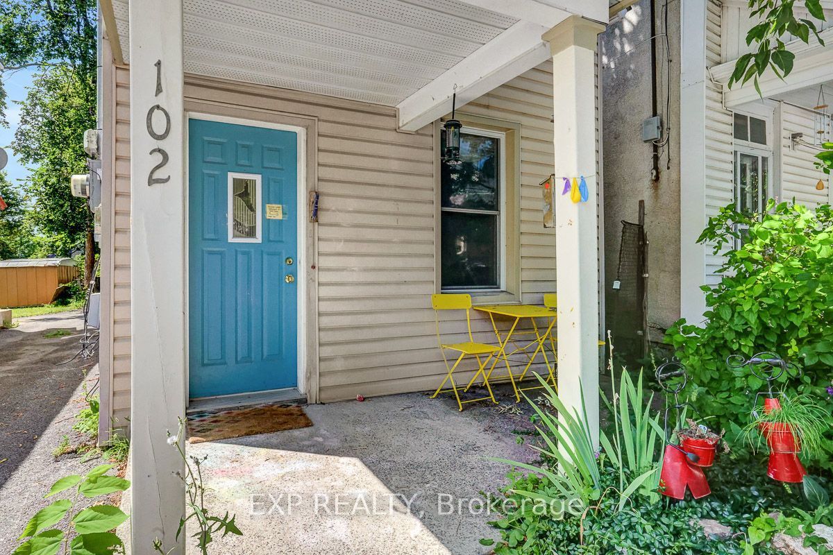 102 Lebreton Street N, West Centre Town, ON K1R 7H4 photo 3