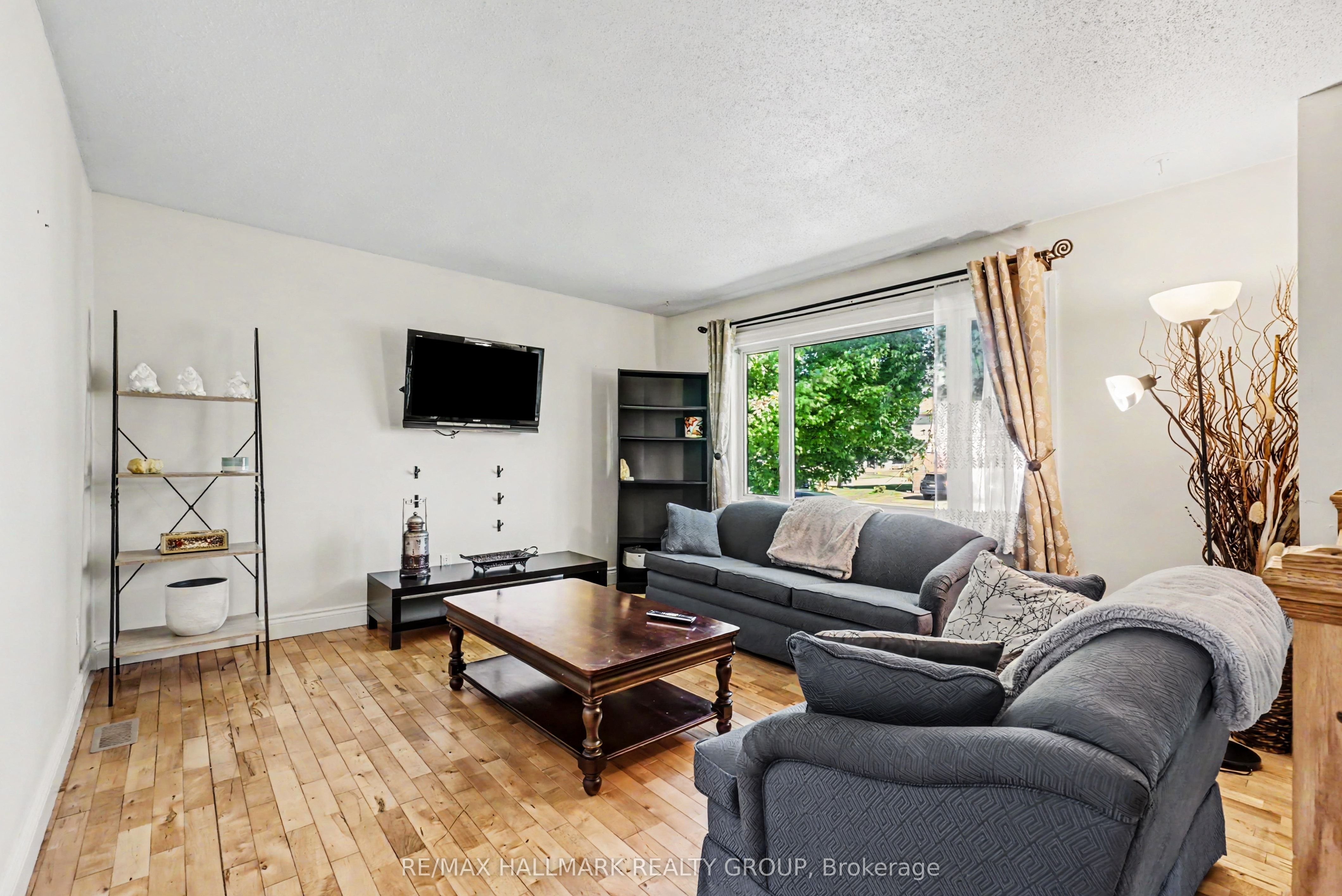 52 Castlebeau Street, Russell, ON K0A 1W0 photo 3