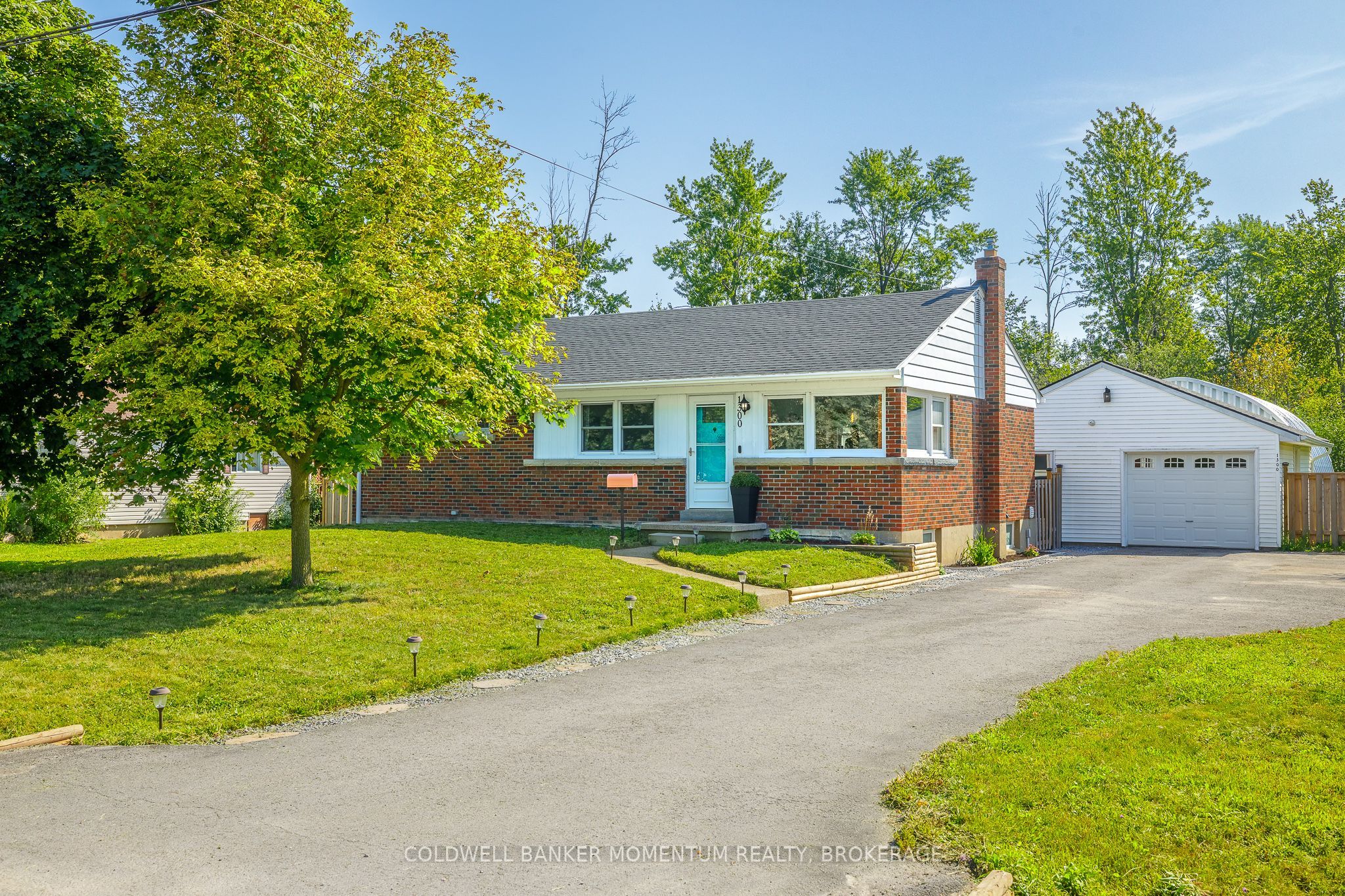 1300 Spears Road, Fort Erie, ON L2A 4N3 photo 2