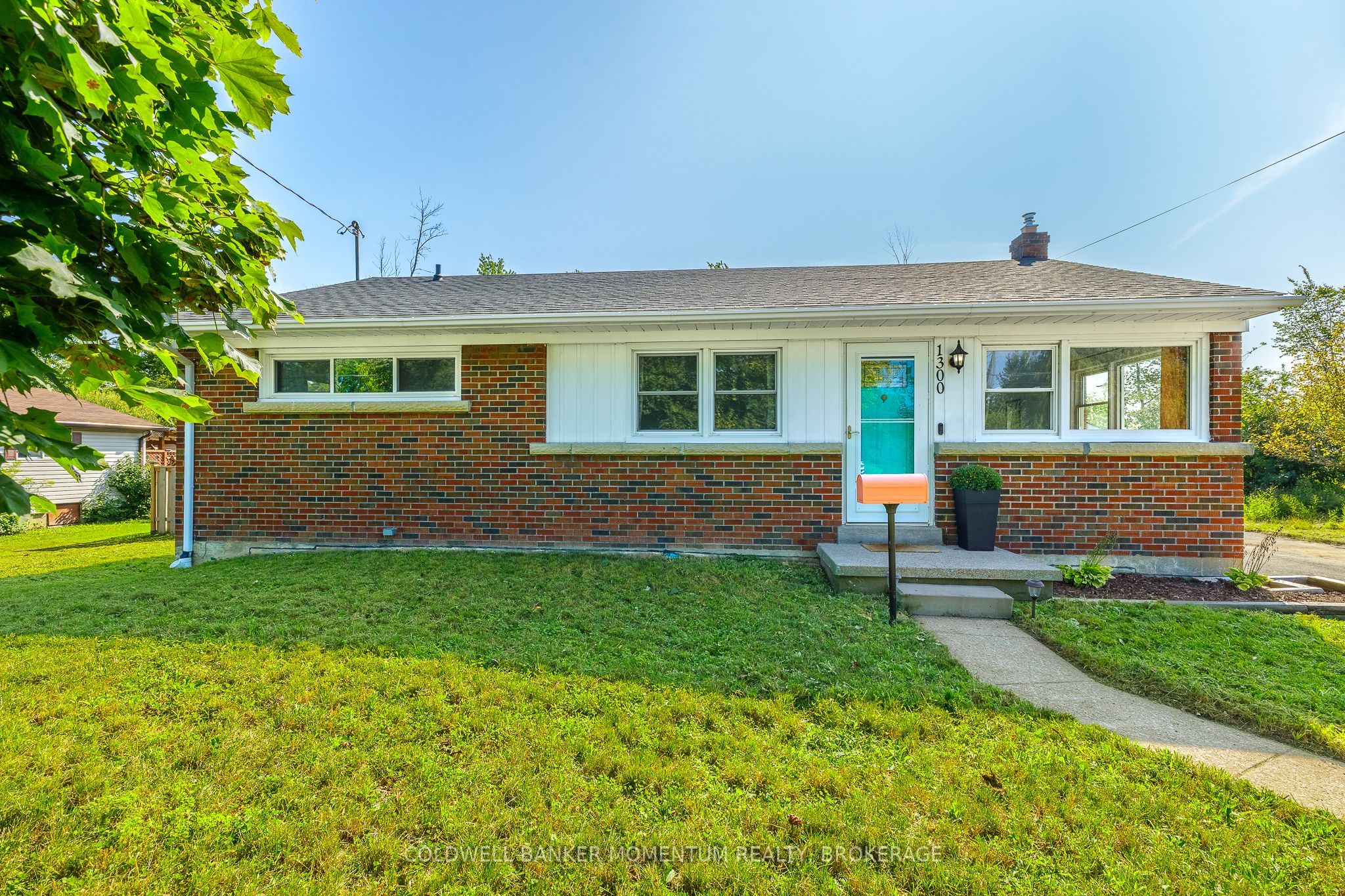 1300 Spears Road, Fort Erie, ON L2A 4N3 photo 5