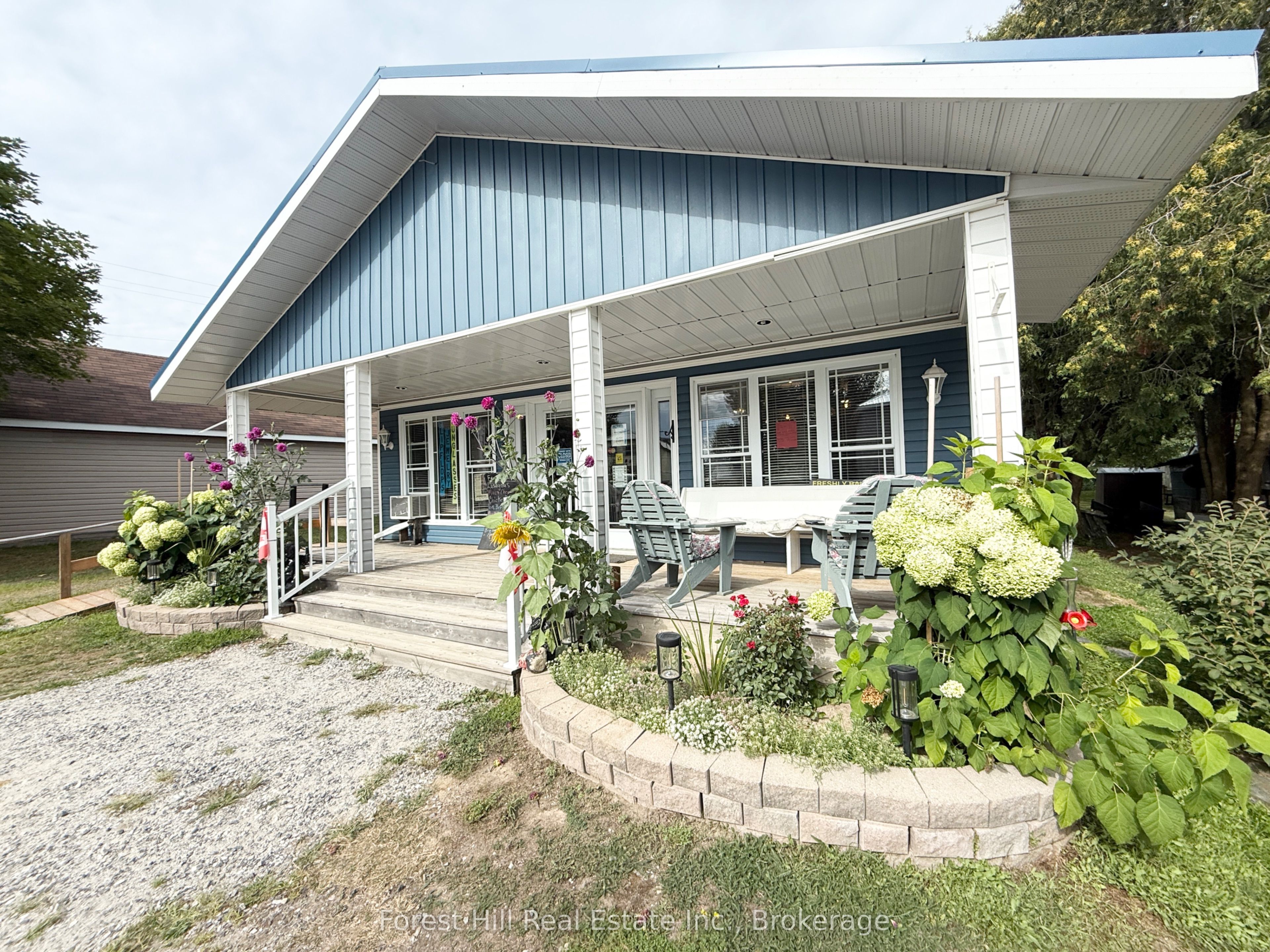 17 Davis Drive, Parry Sound Remote Area, ON P0H 1Y0 photo 4