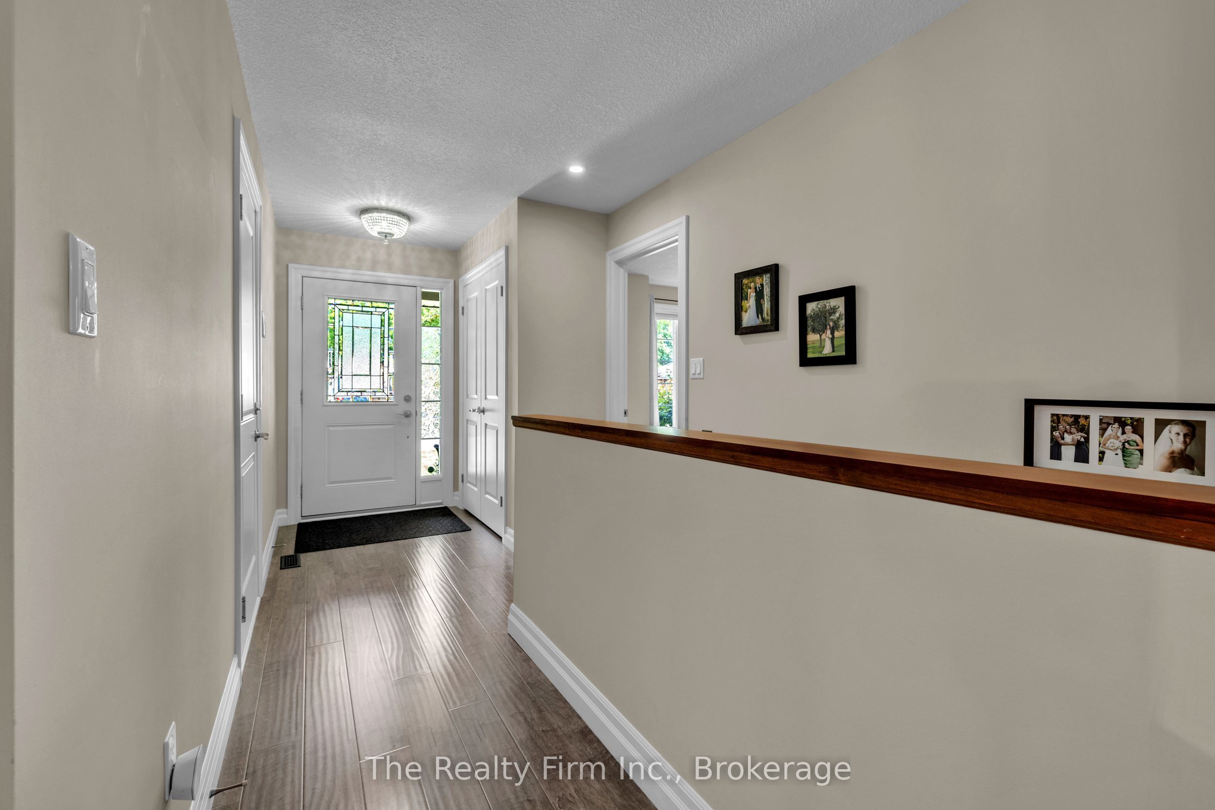 27 Cronyn Street, Woodstock, ON N4S 3T4 photo 4