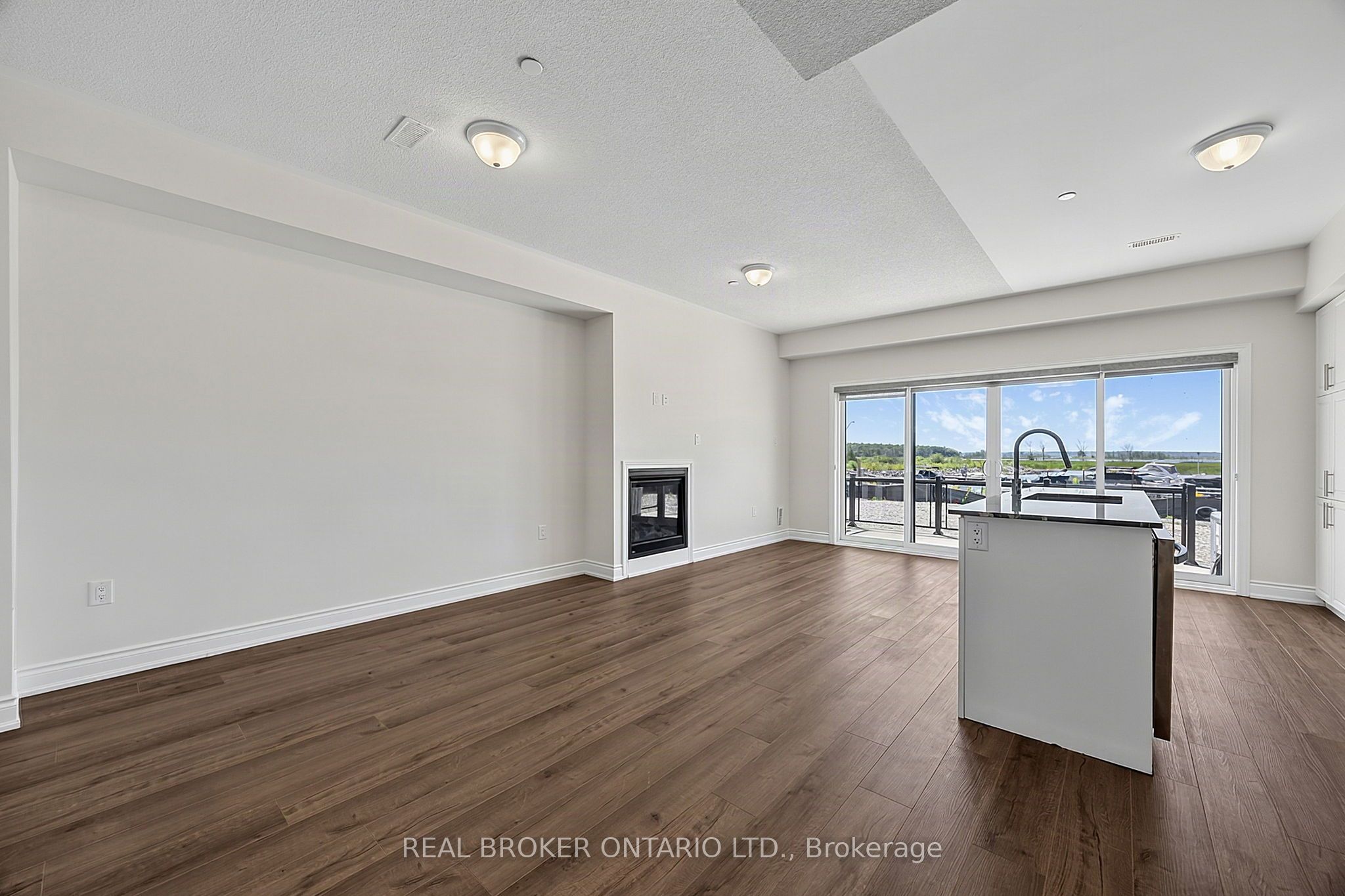 82 Marina Village Drive, Georgian Bay, ON L0K 1S0 photo 5