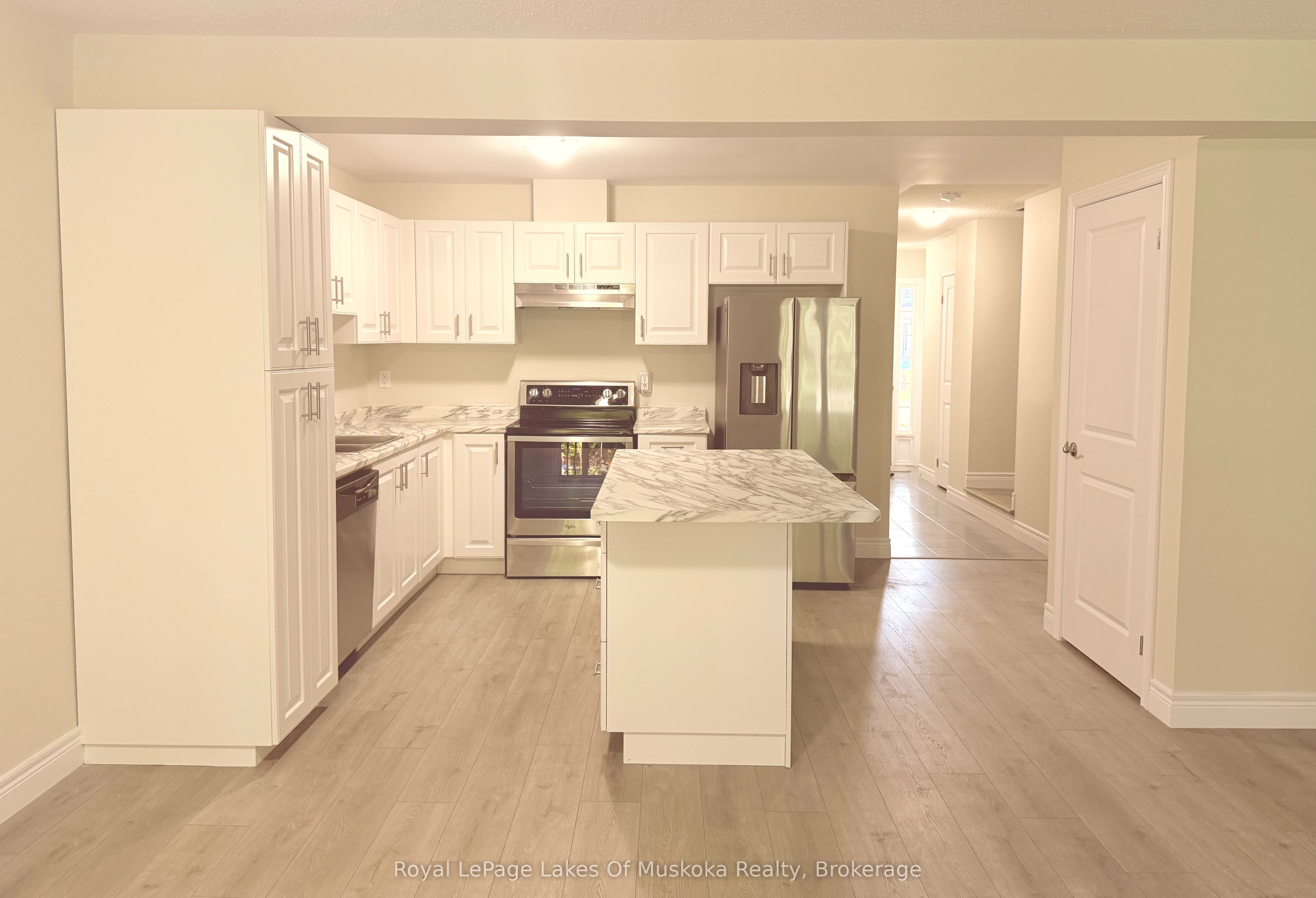 275 Daffodil Court, Gravenhurst, ON P1P 0B8 photo 3