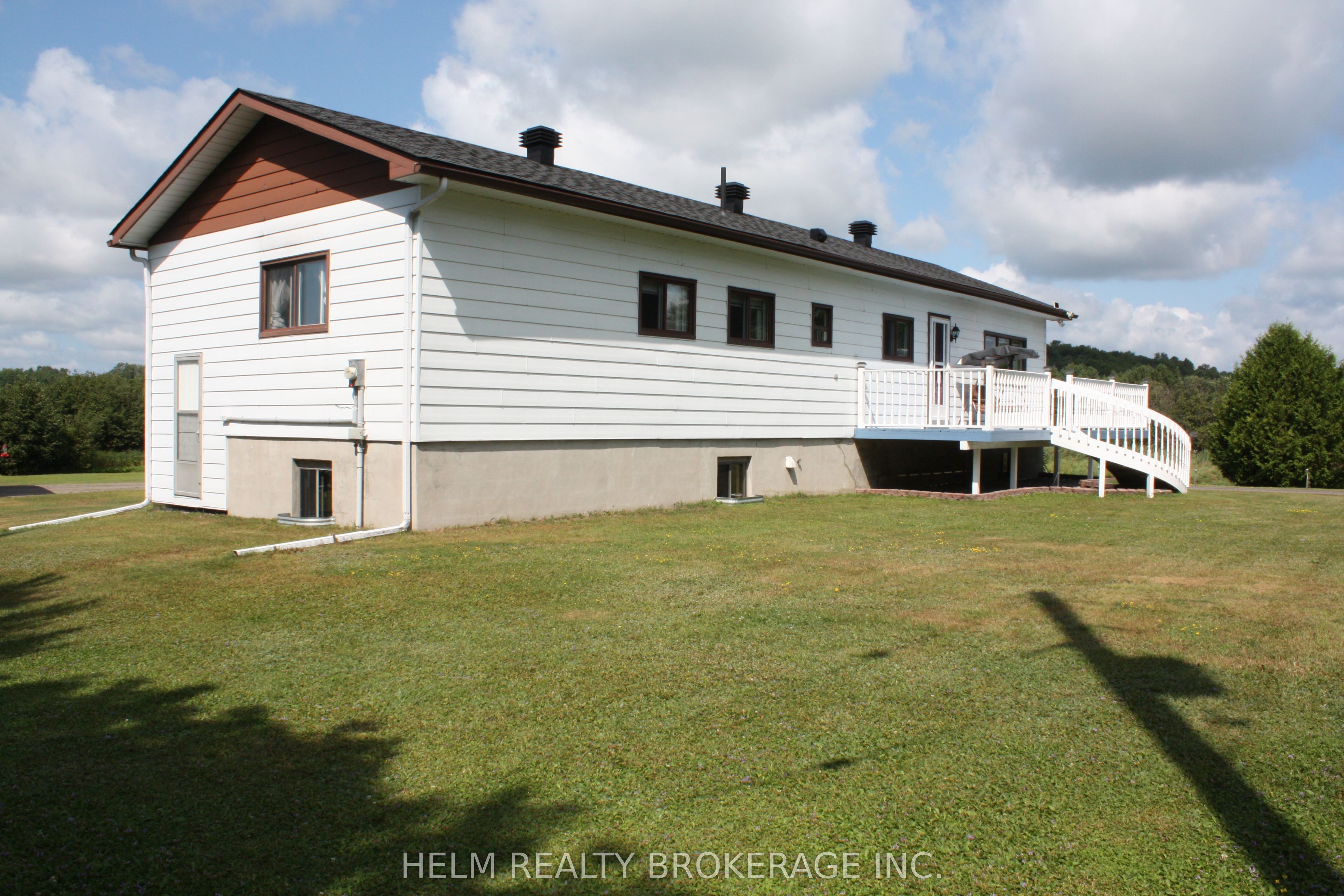 104 Church Street, Bonfield, ON P0H 1E0 photo 2