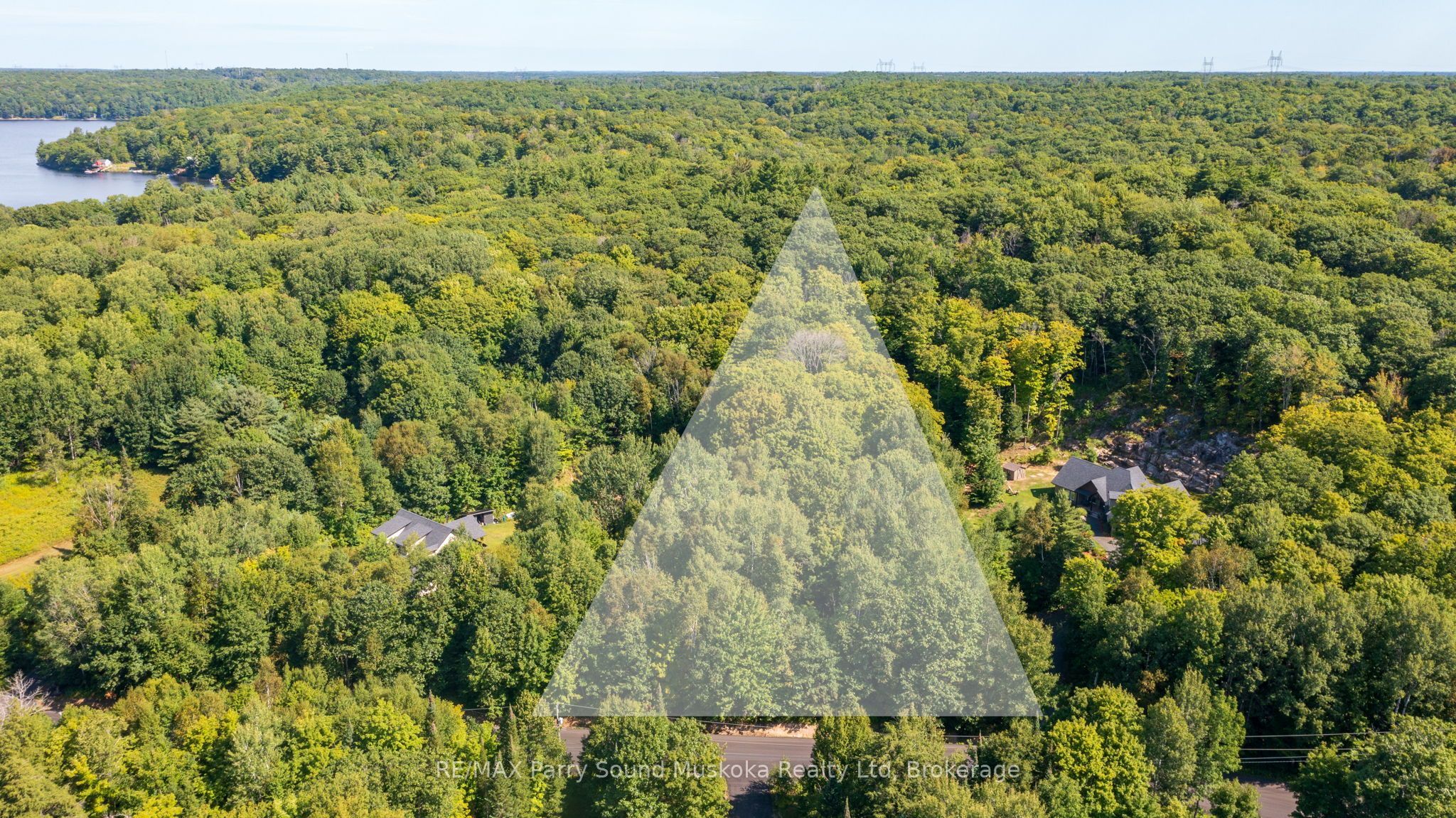 4 Mountain Basin Drive, McDougall, ON P2A 2W9