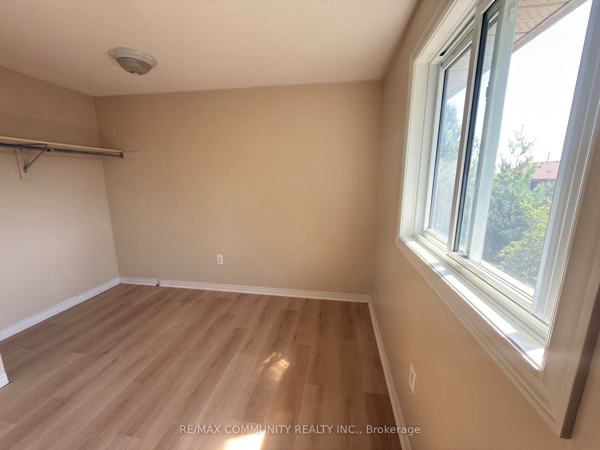 511 Admiral Drive W 65, London East, ON N5V 4R4 photo 4
