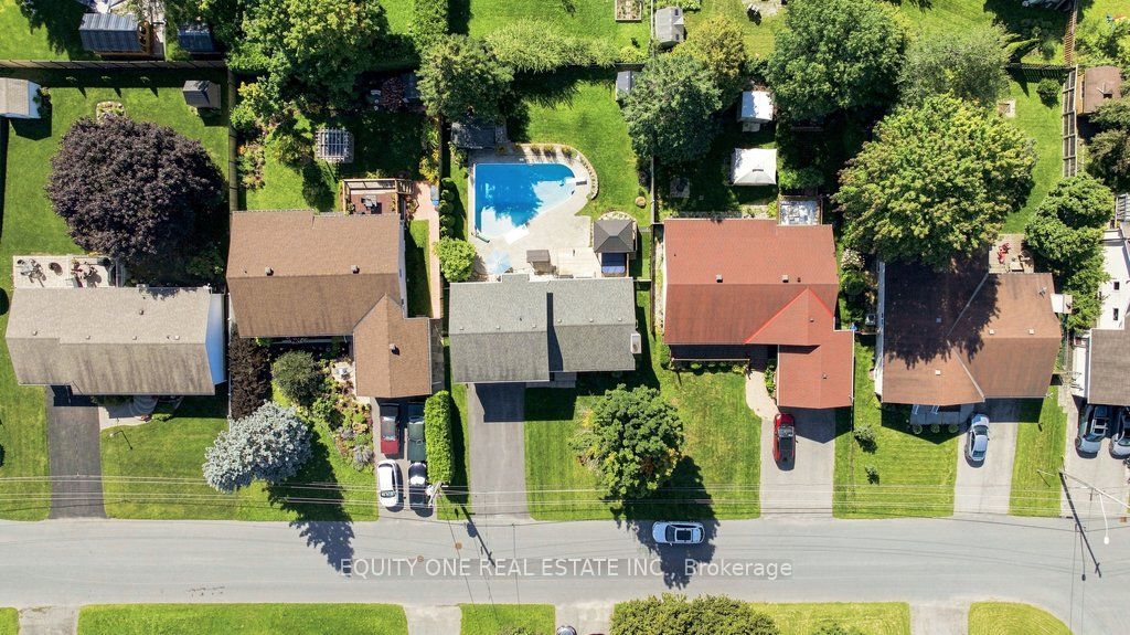 620 Loucks Drive, Russell, ON K4R 1B7 photo 2
